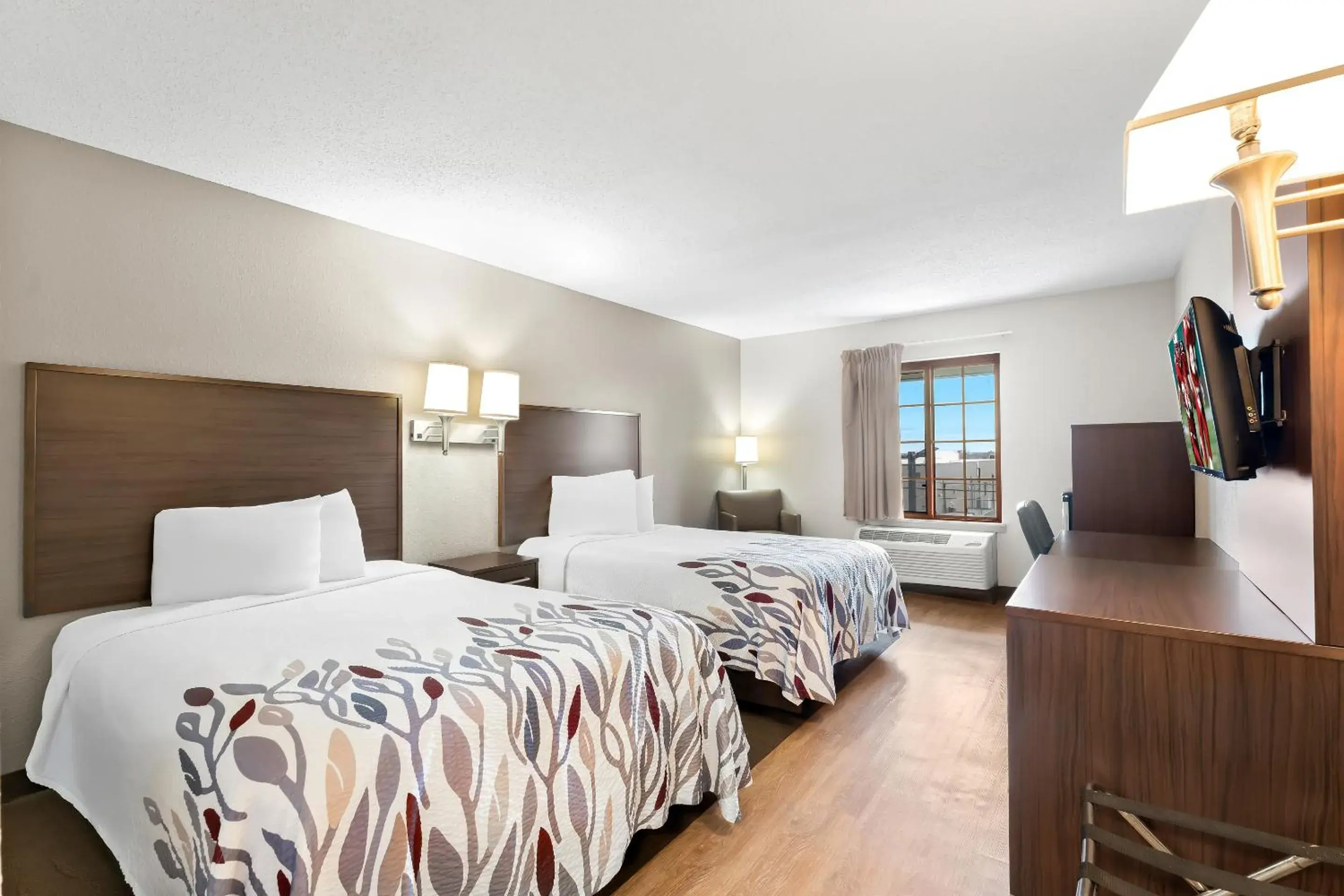 Deluxe Double Room with Two Double Beds First Floor - Non-Smoking in Red Roof Inn Lancaster Deluxe Double Room with Two Double Beds First Floor - Non-Smoking in Red Roof Inn Lancaster