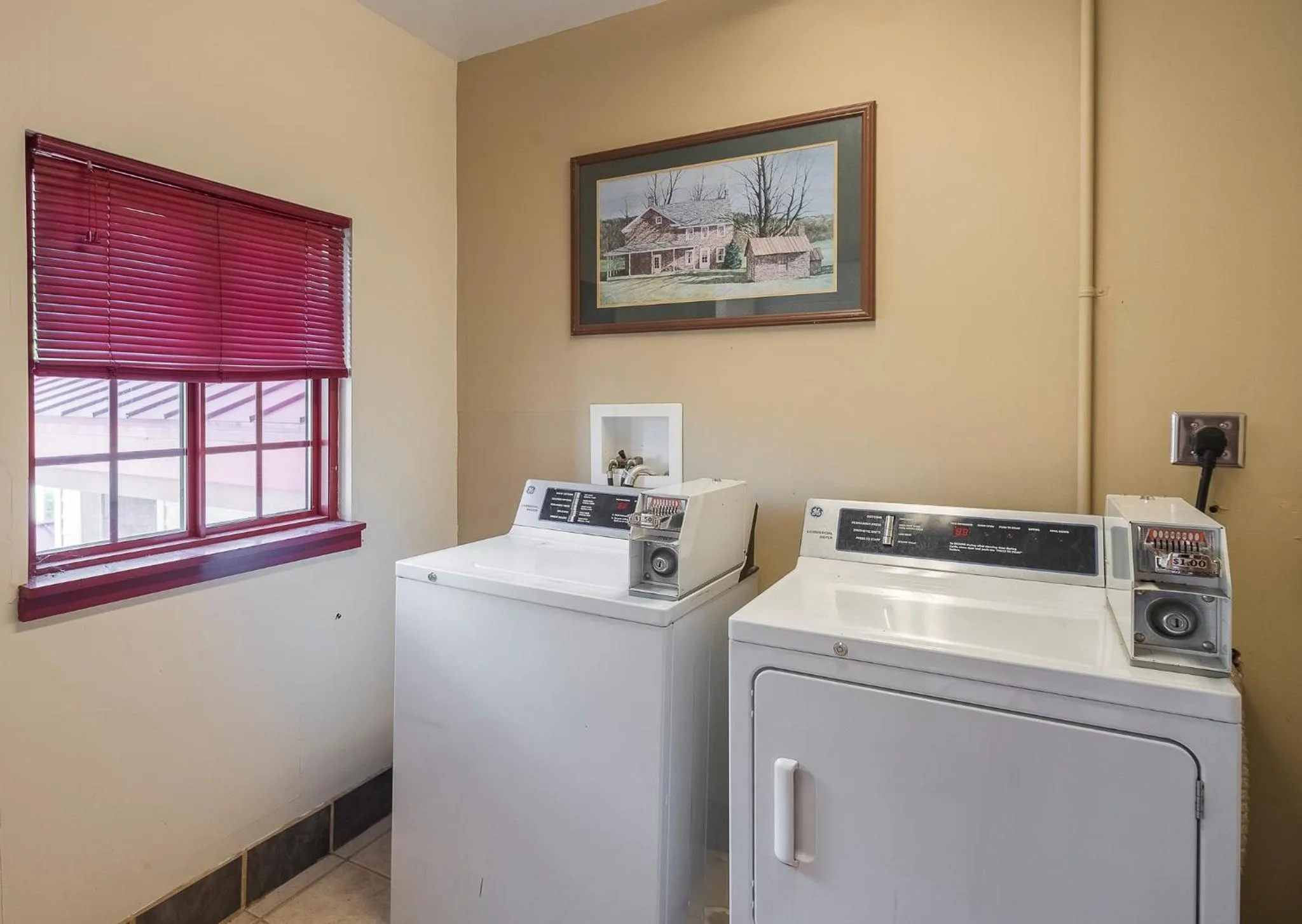laundry in Red Roof Inn Lancaster