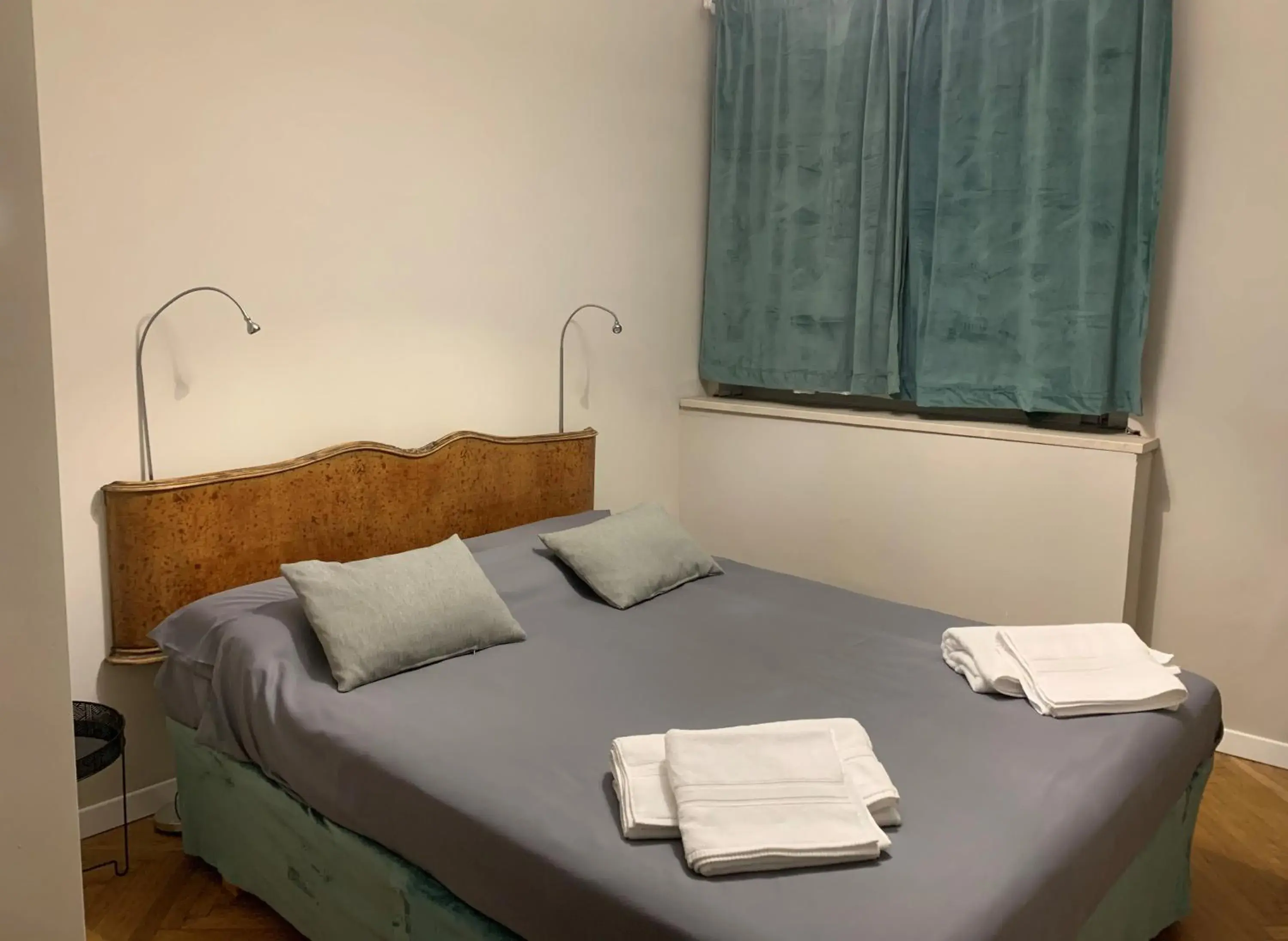 Luxury Triple Room in B&B Nonna Marcella Luxury Triple Room in B&B Nonna Marcella