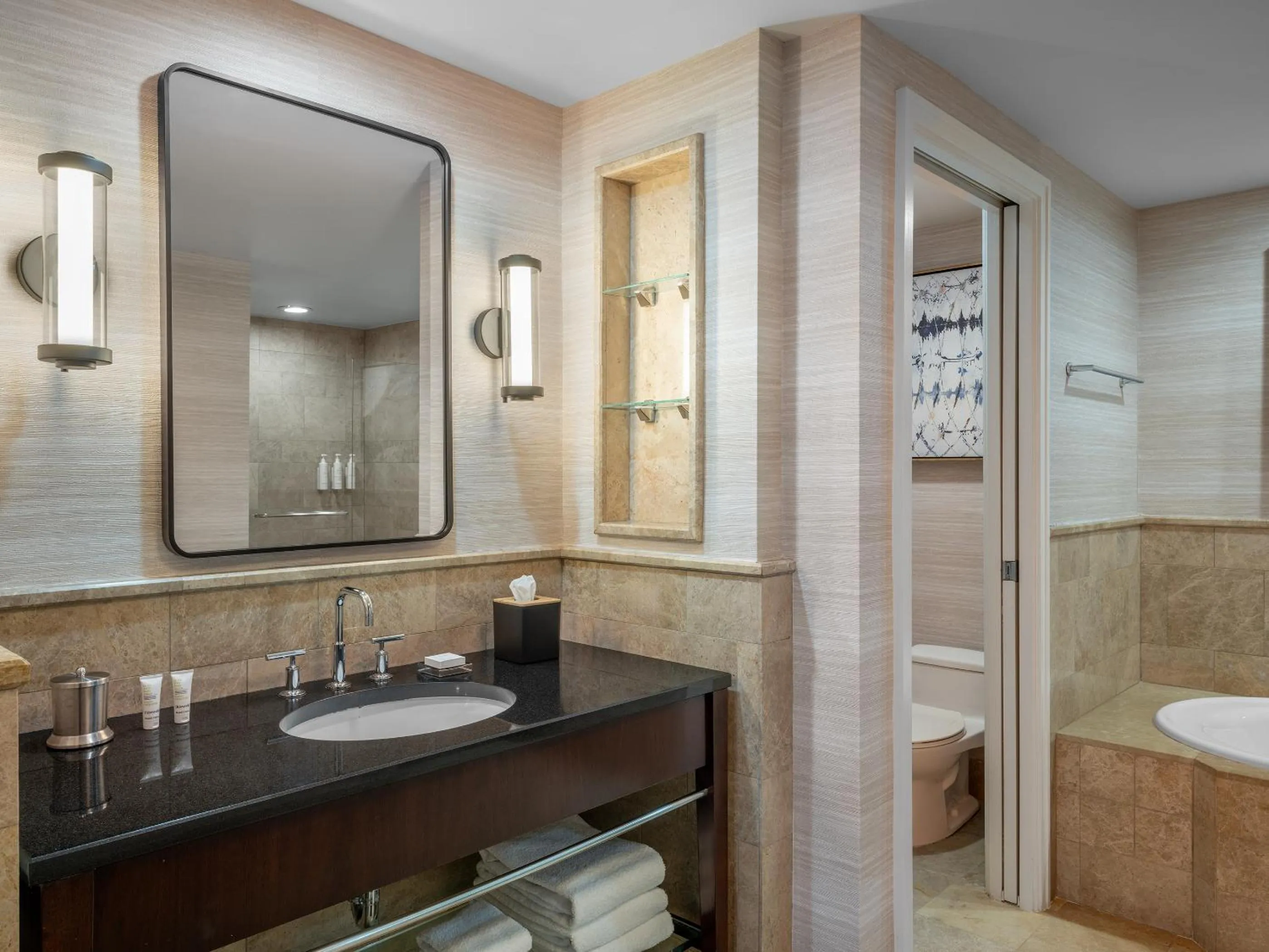 Bathroom in Palm Beach Marriott Singer Island Beach Resort & Spa