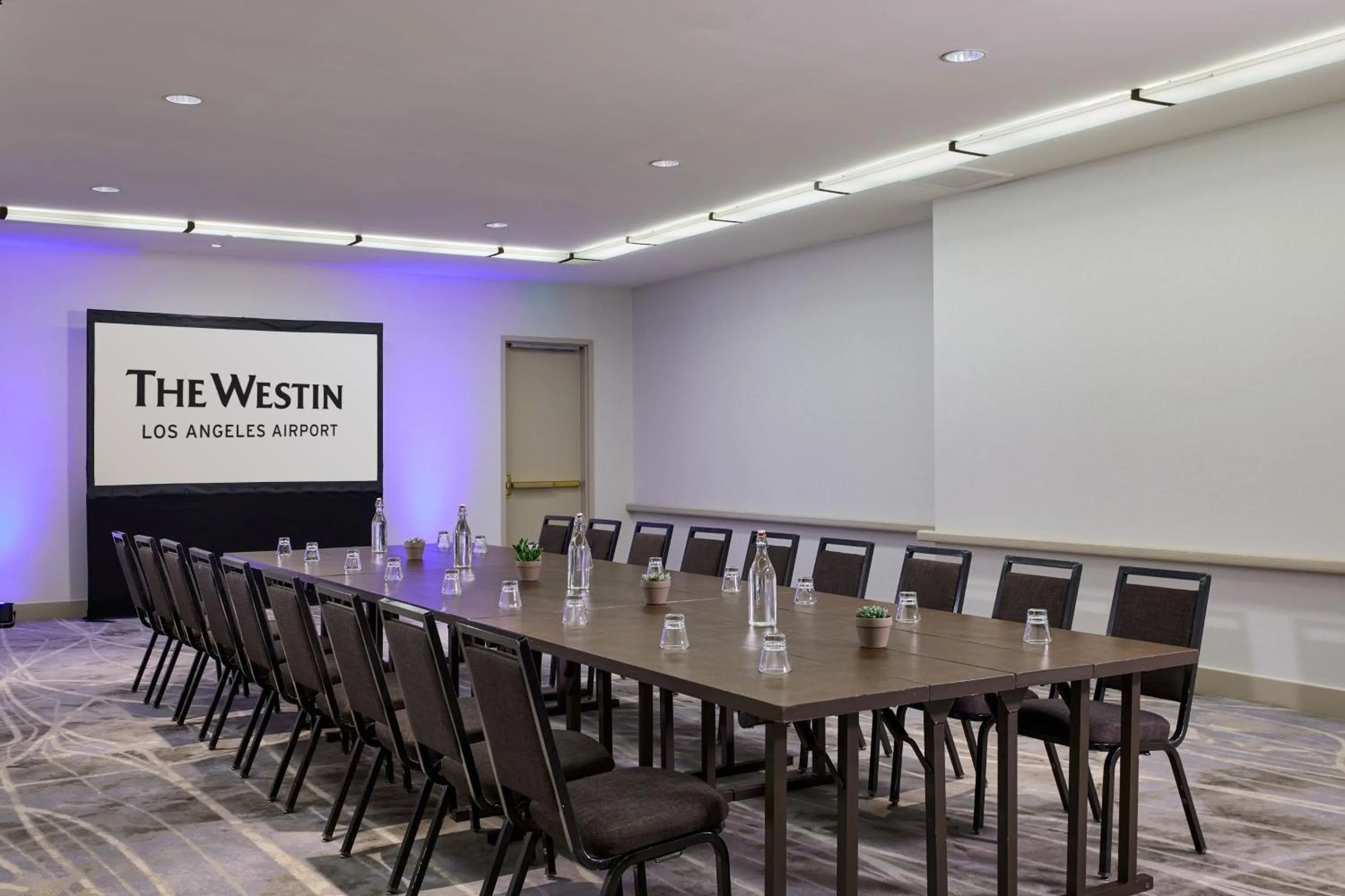 Meeting/conference room in The Westin Los Angeles Airport