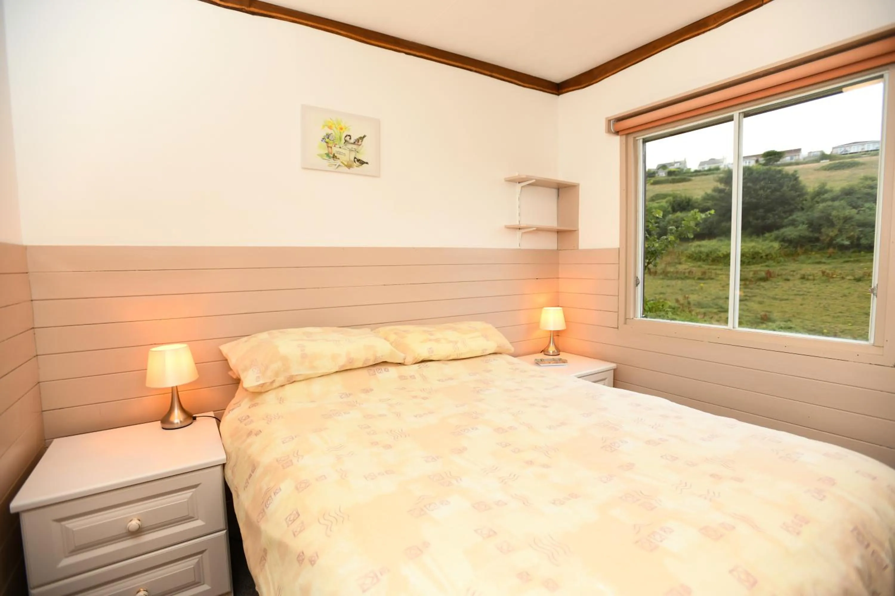 Bedroom, Bed in Churchwood Valley