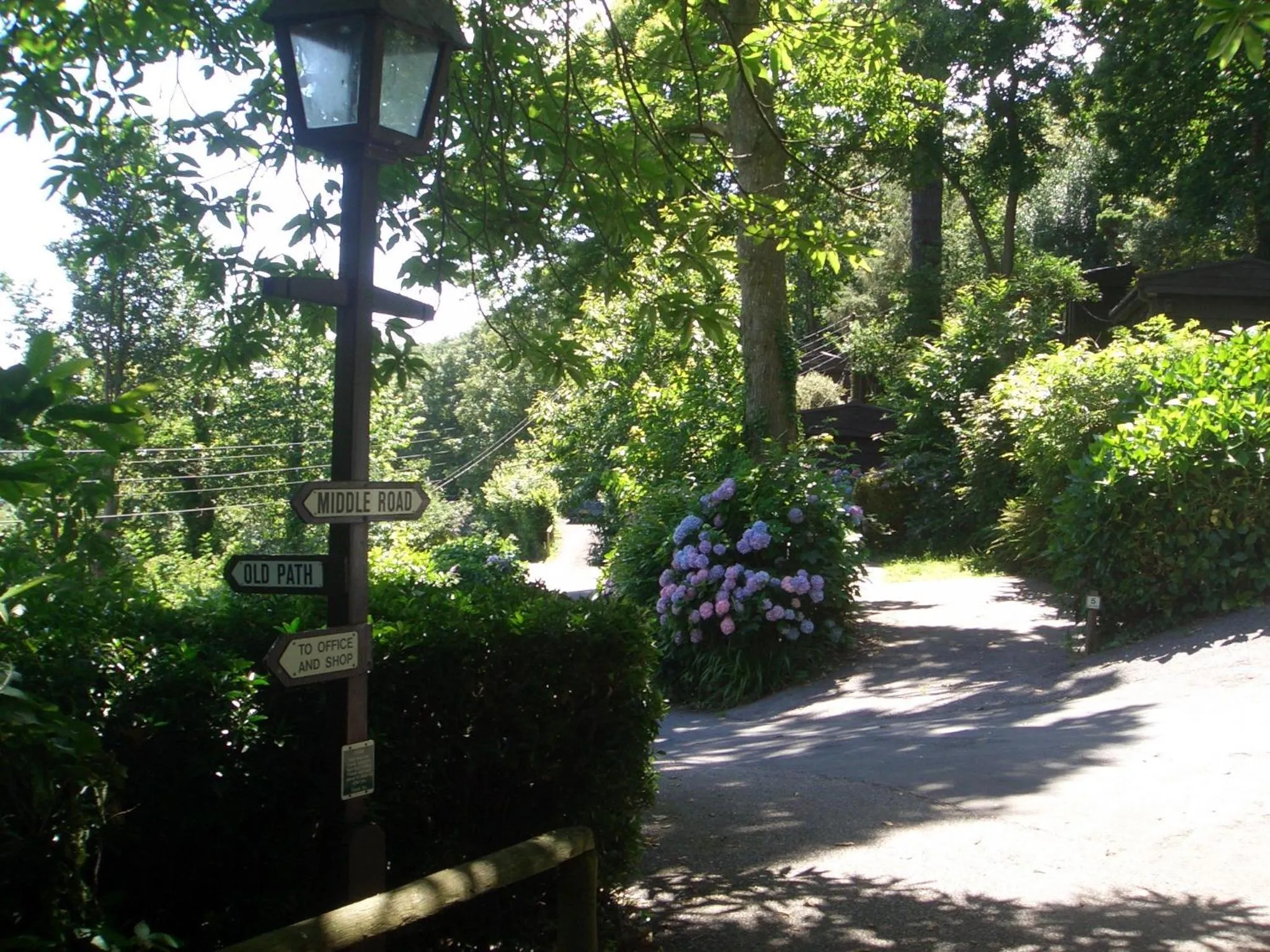 Area and facilities in Churchwood Valley