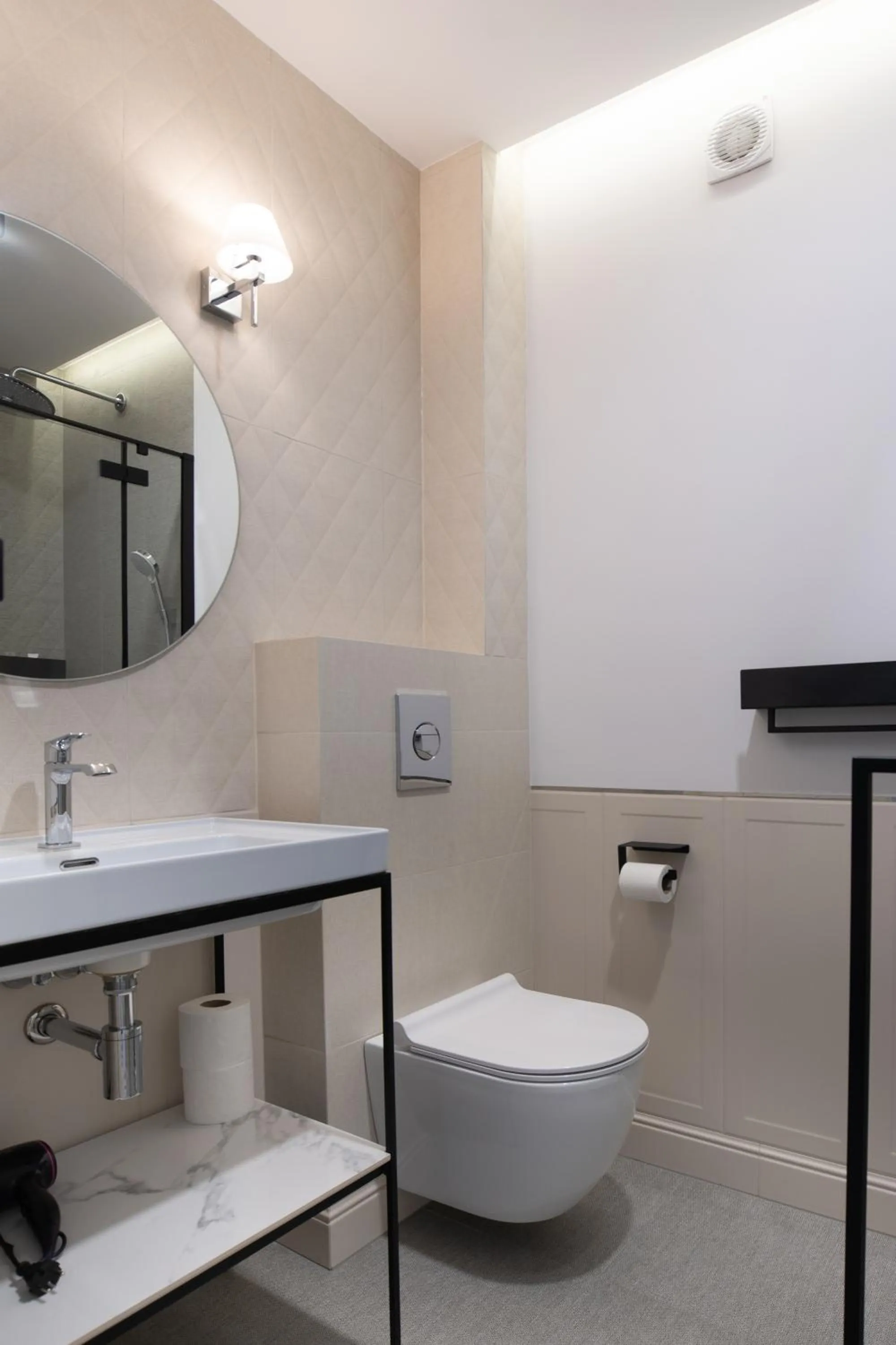 Bathroom in Altara Apartamenty Centrum - Free Parking