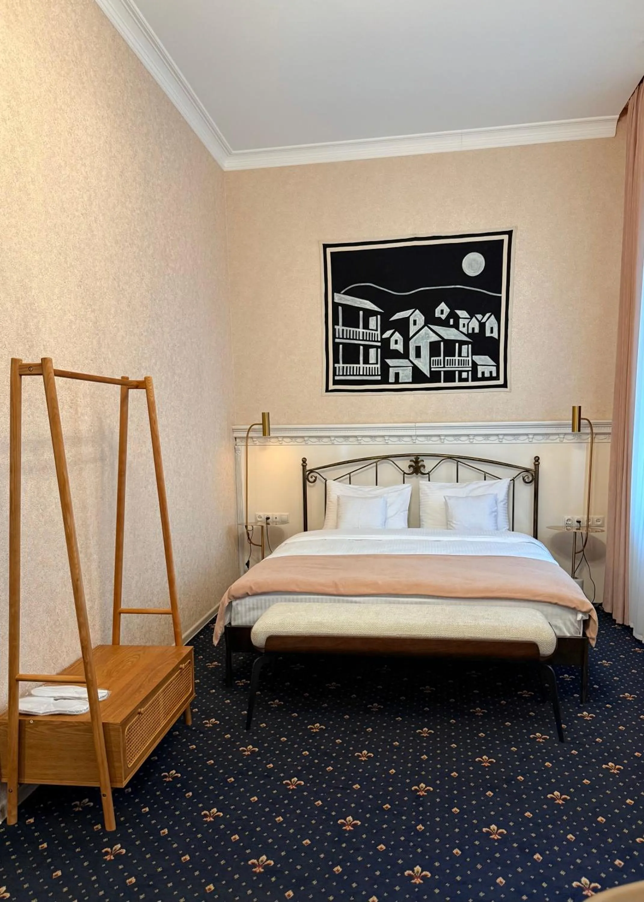 Bed in Arts Hotel by Square