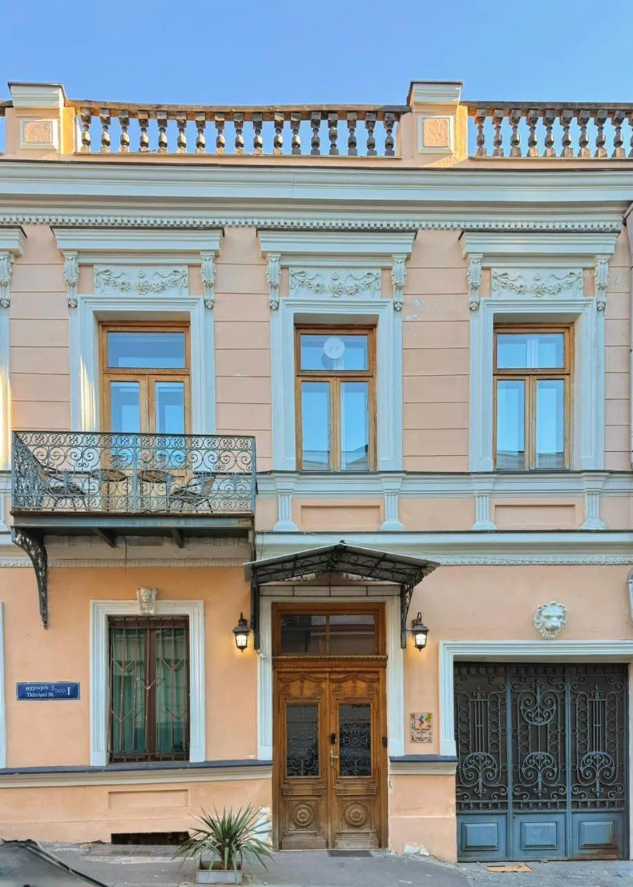 Property building in Arts Hotel by Square