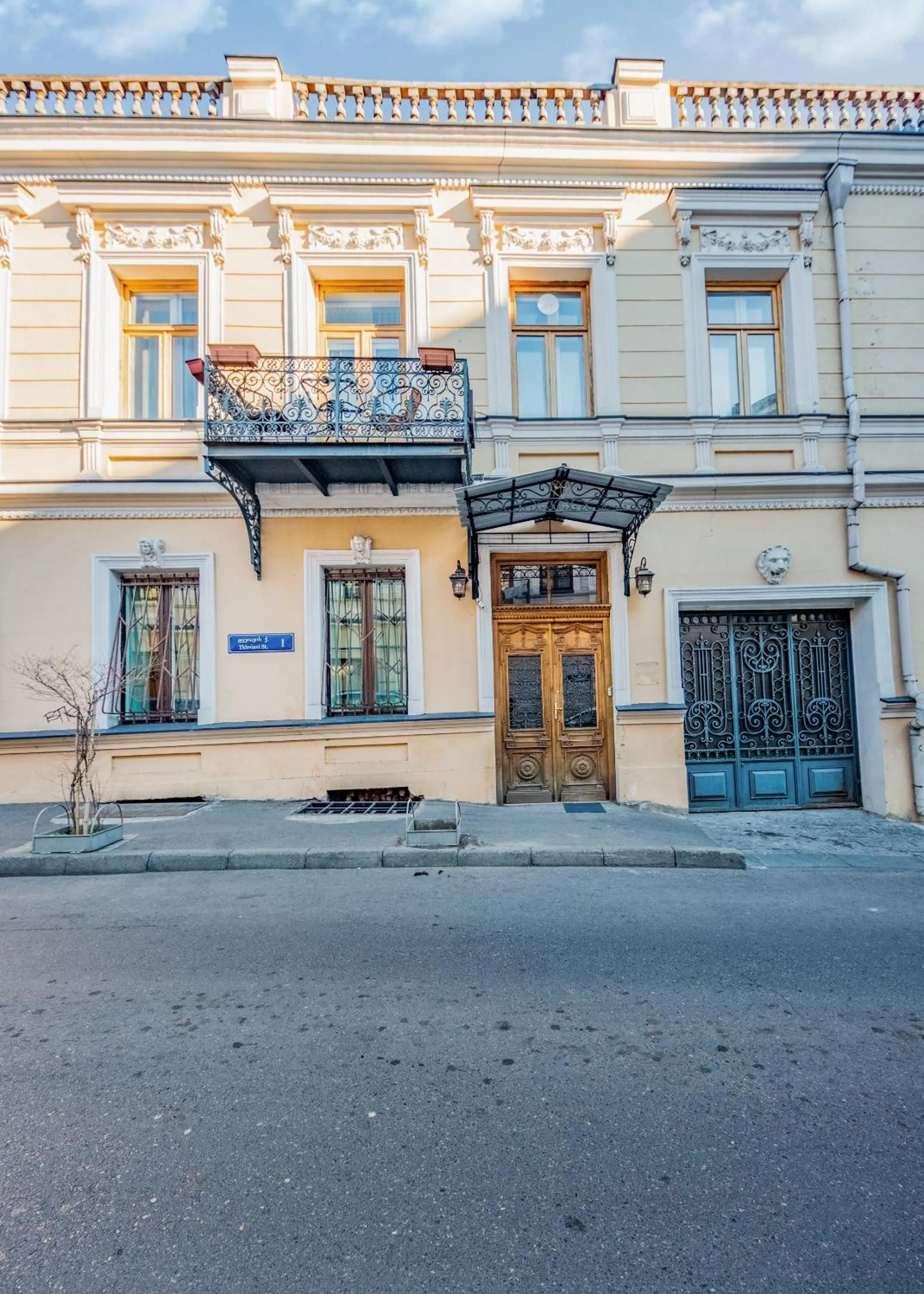 Property building in Vintage Hotel