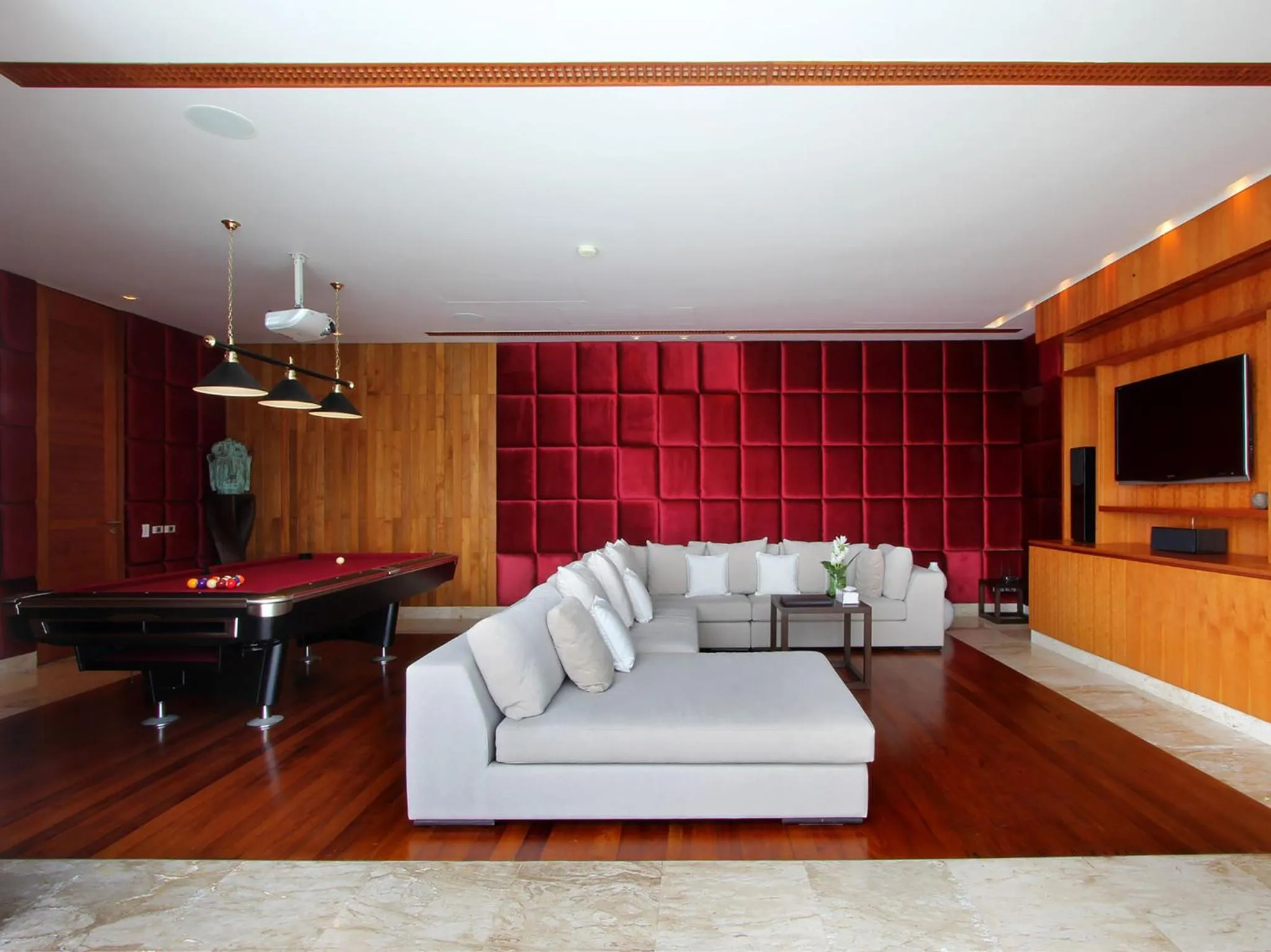 Billiard in Villa Minh