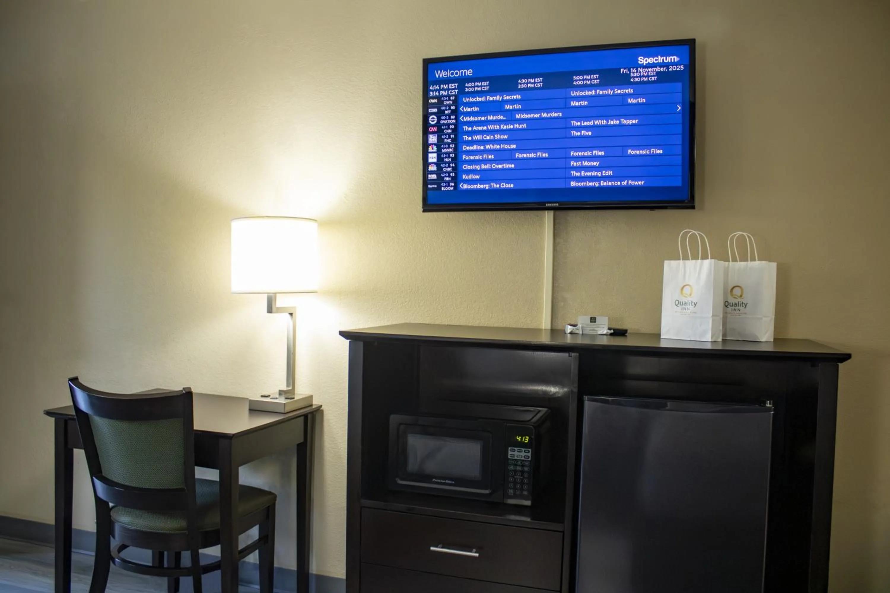 TV and multimedia in Quality Inn Kenly I-95