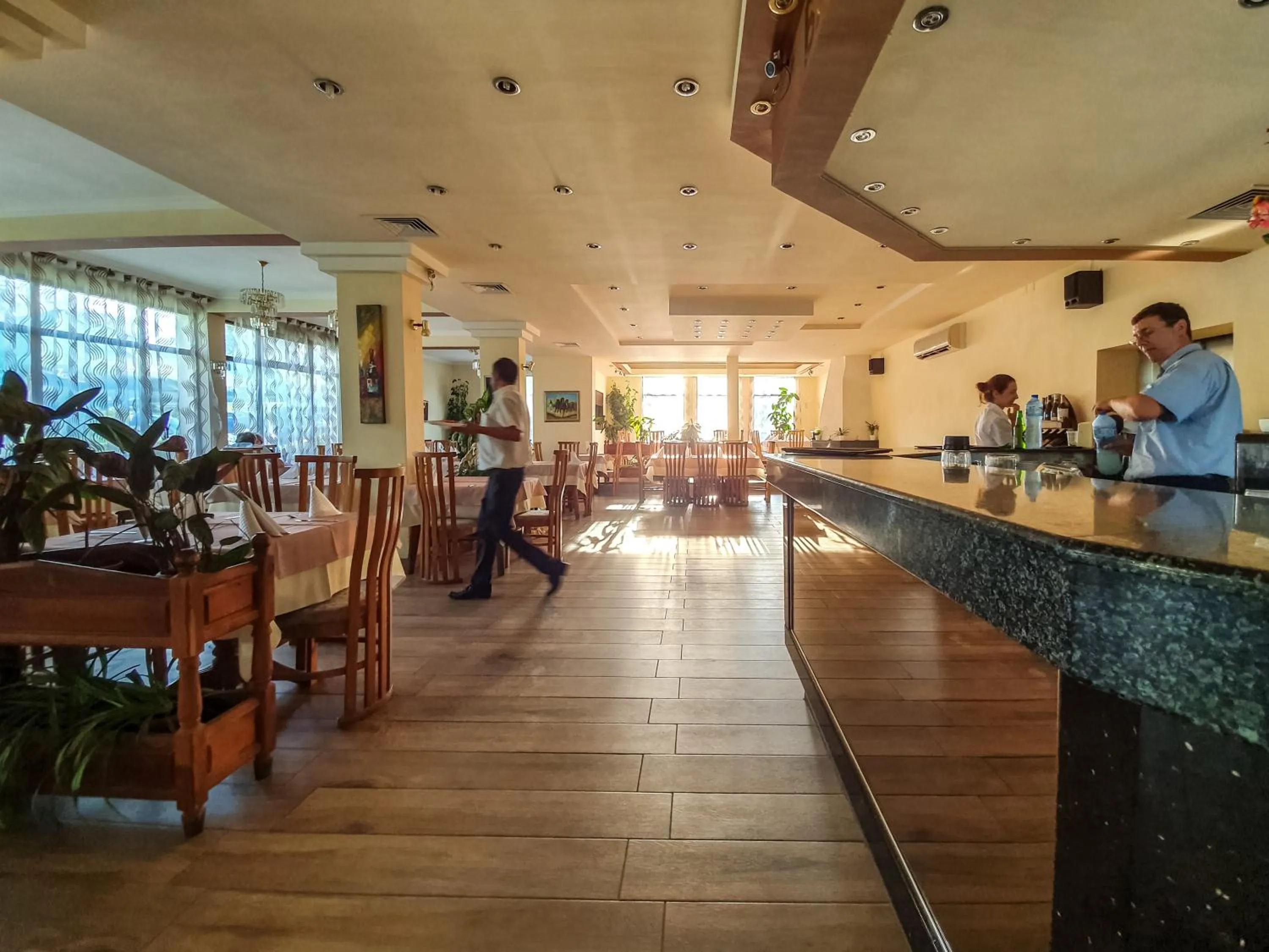 Restaurant/places to eat in Dolna Bania Hotel