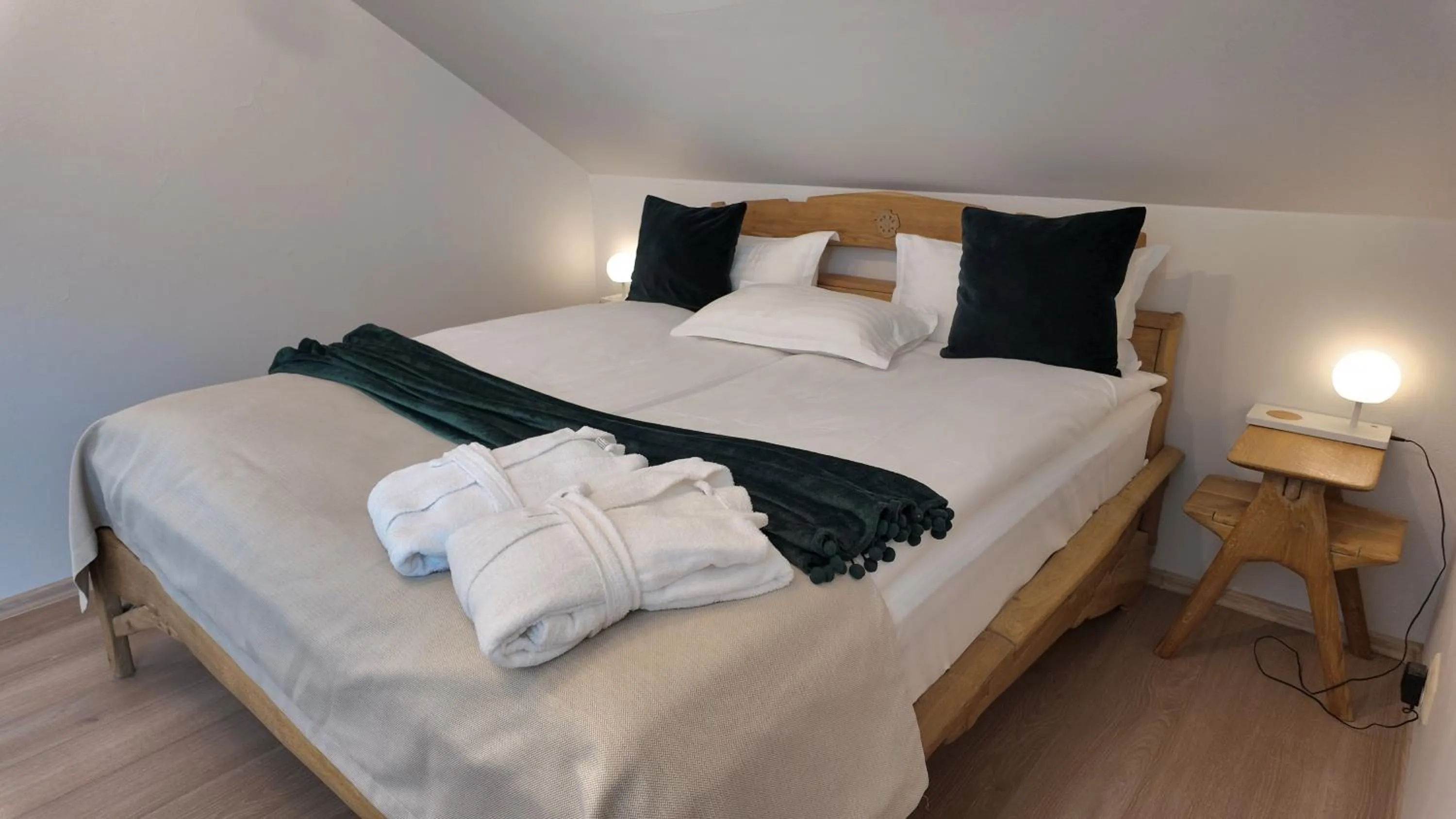 Bed in Villa Alvīne Family Apart-Hotel