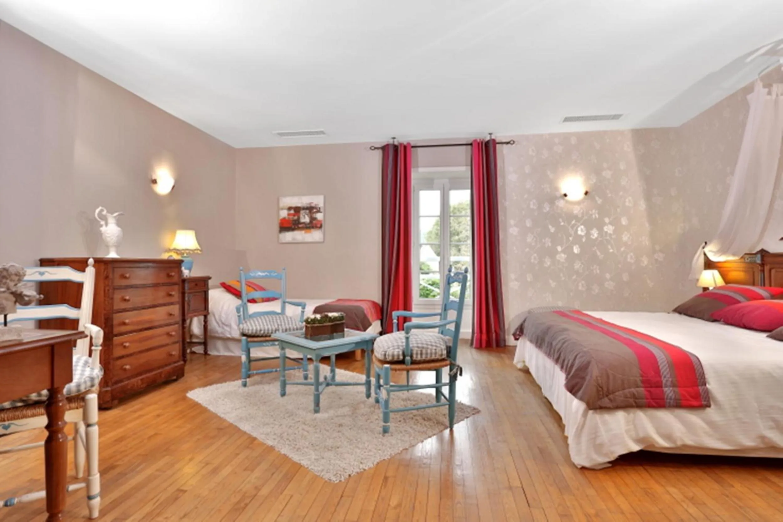 Bedroom, Bed in La Roseraie Hôtel Restaurant