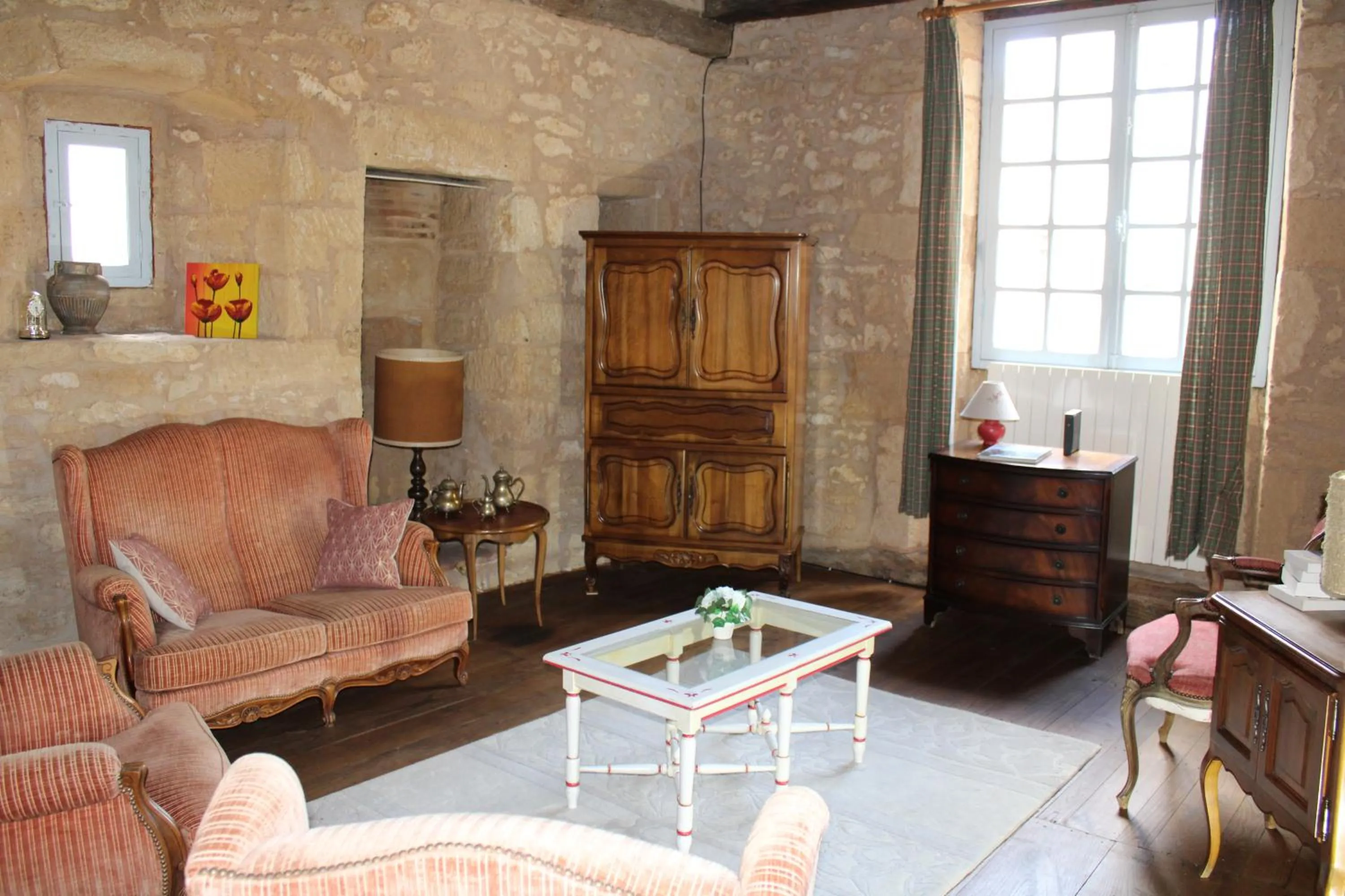 Living room in La Roseraie Hôtel Restaurant