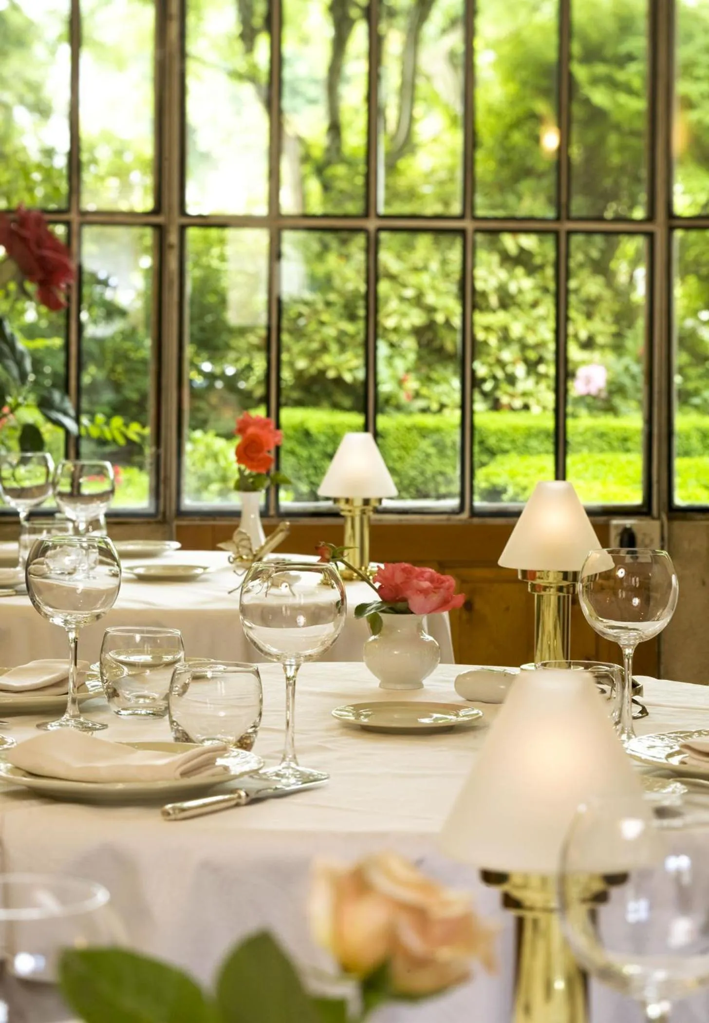 Restaurant/places to eat in La Roseraie Hôtel Restaurant