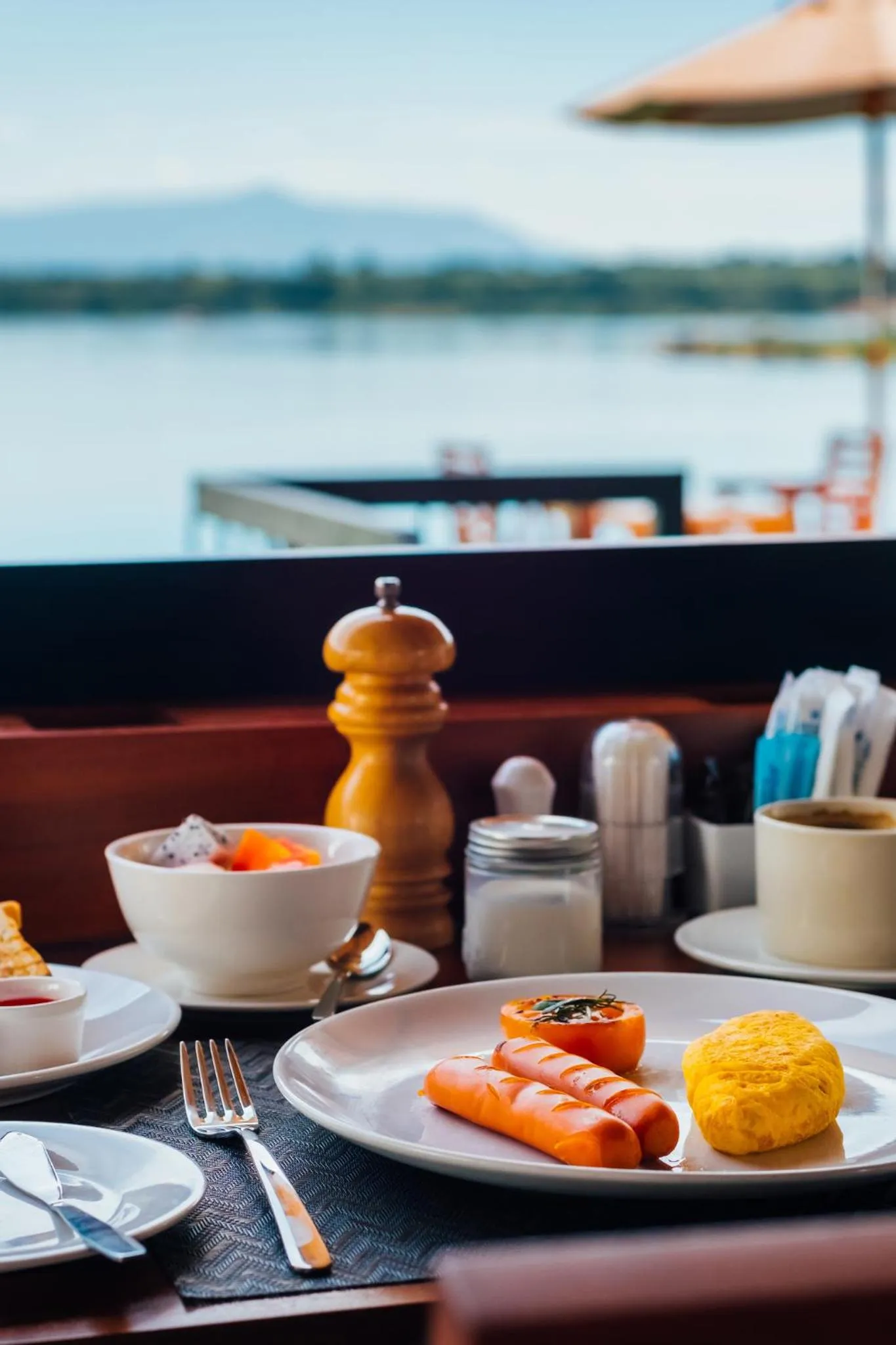 Food and drinks in The Riviera Champasak