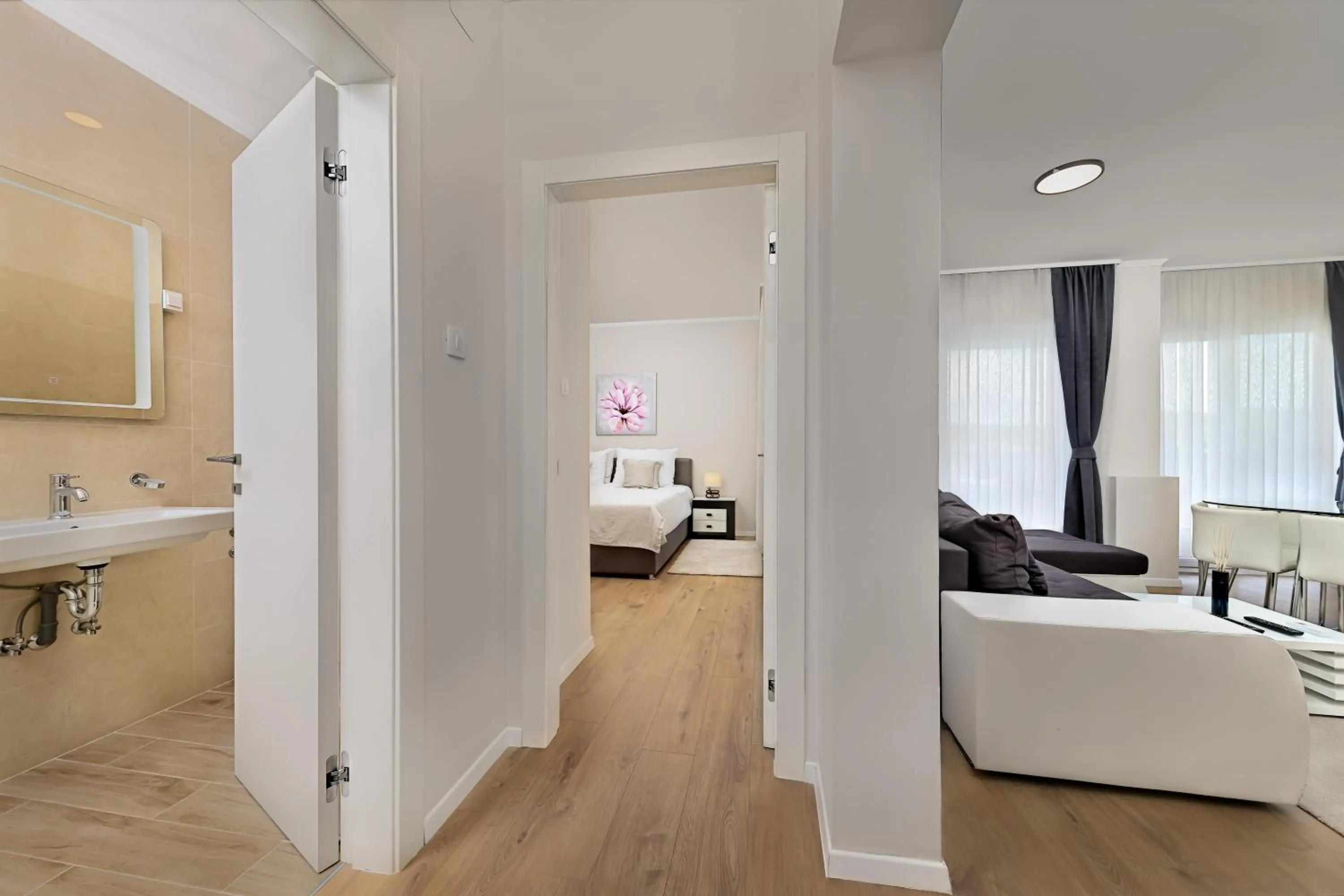 Living room, Bed in Villa Madison