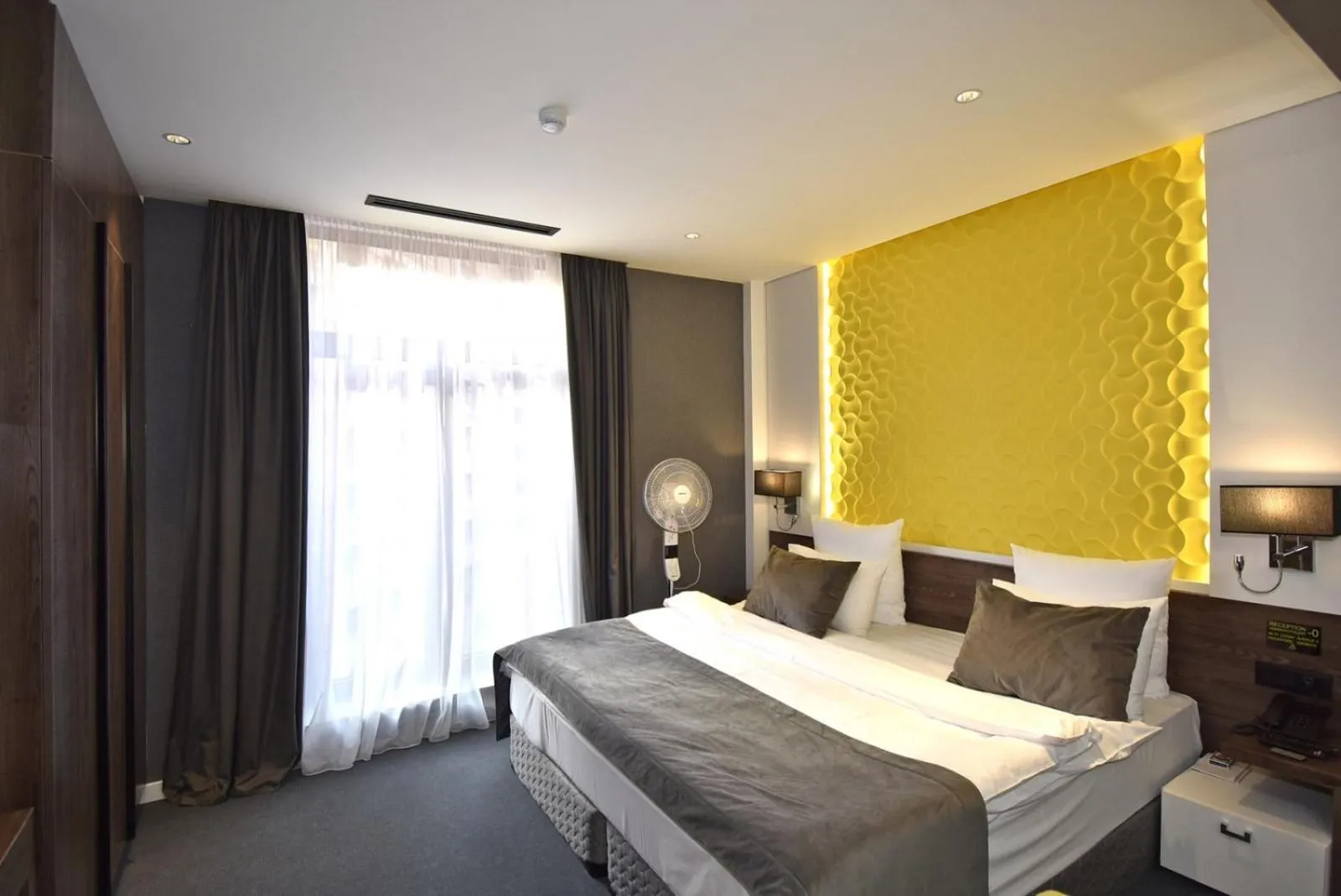 Bed in Avenue ApartHotel