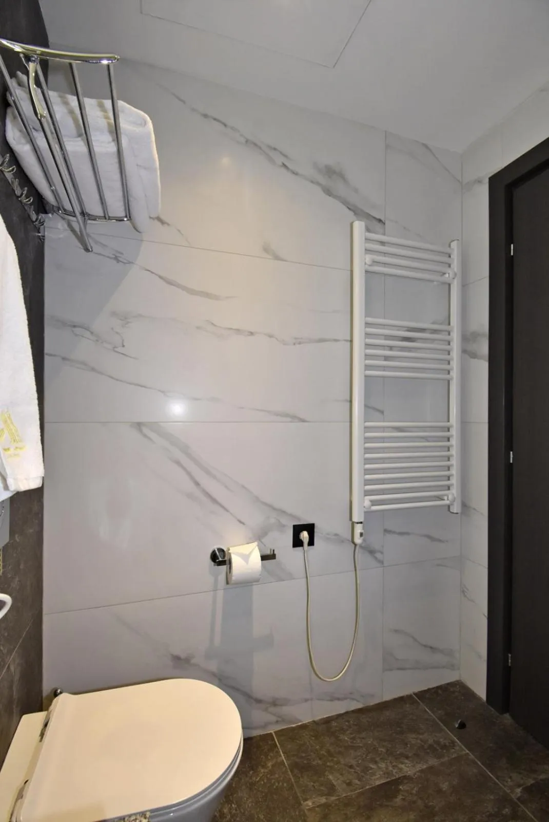 Bathroom in Avenue ApartHotel