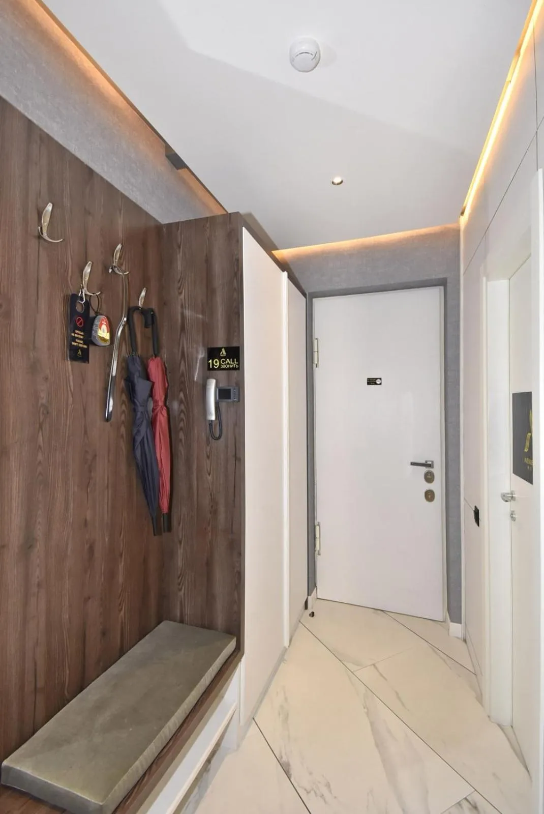 Photo of the whole room in Avenue ApartHotel