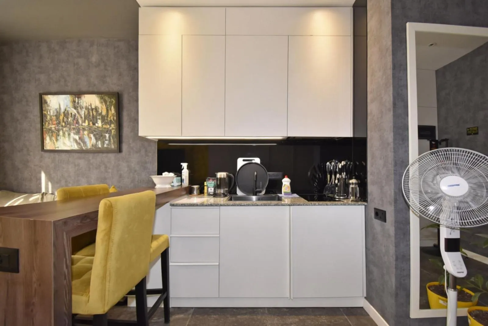 Kitchen or kitchenette in Avenue ApartHotel