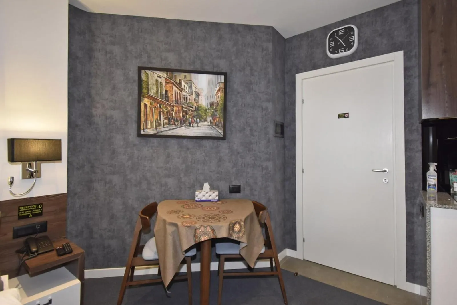 Dining area in Avenue ApartHotel