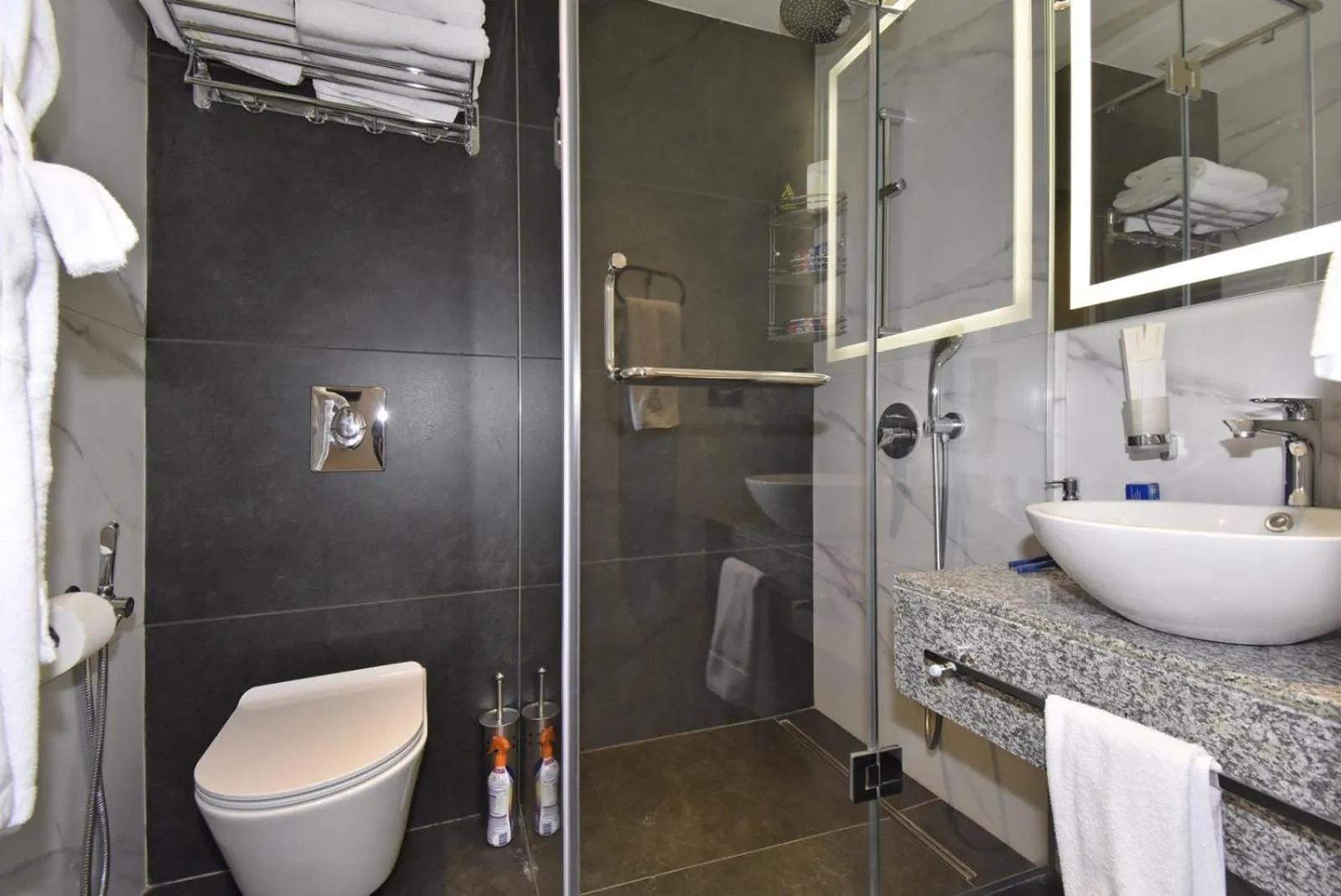 Bathroom in Avenue ApartHotel