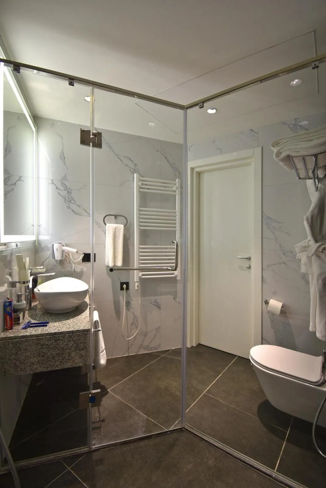 Bathroom in Avenue ApartHotel