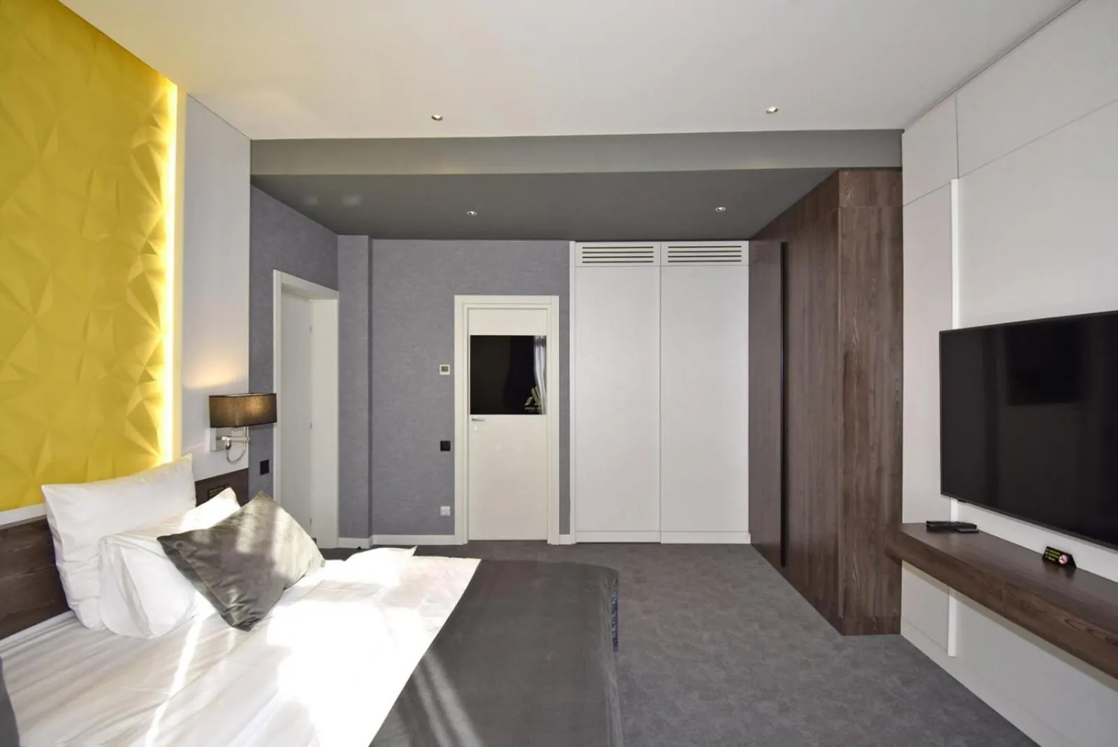 Photo of the whole room, Bed in Avenue ApartHotel