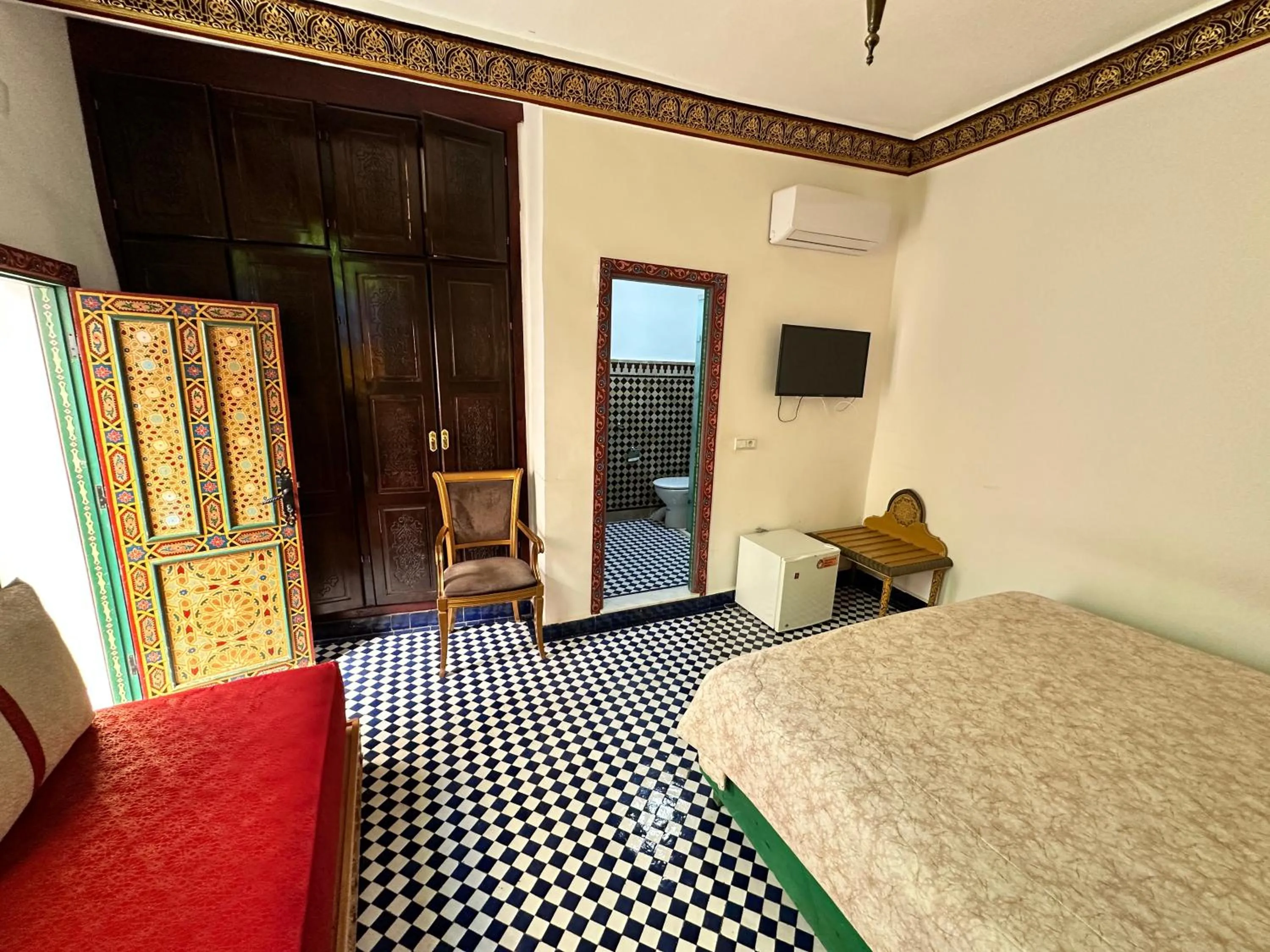 Bed in Riad Shama Fes