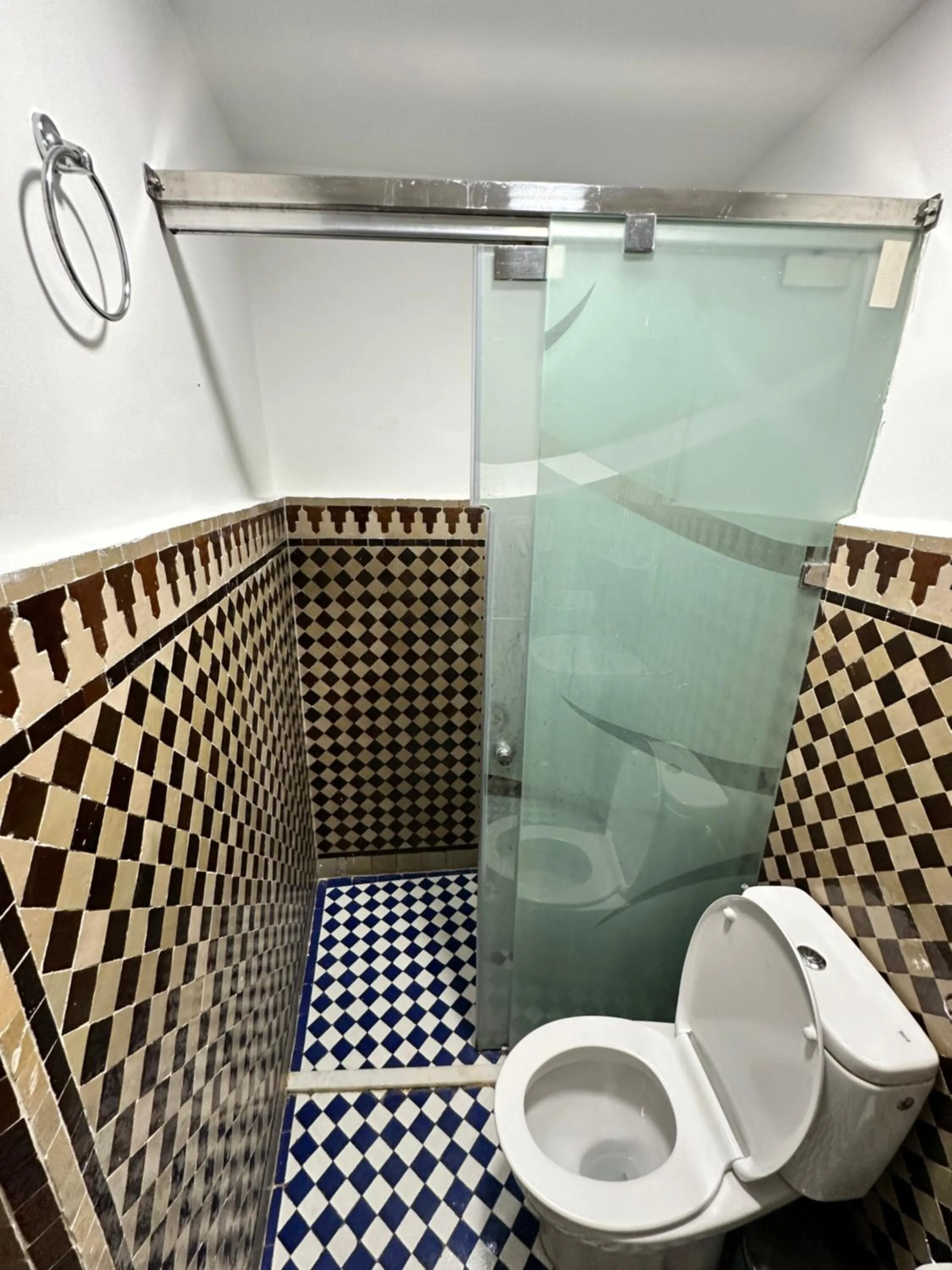 Toilet in Riad Shama Fes