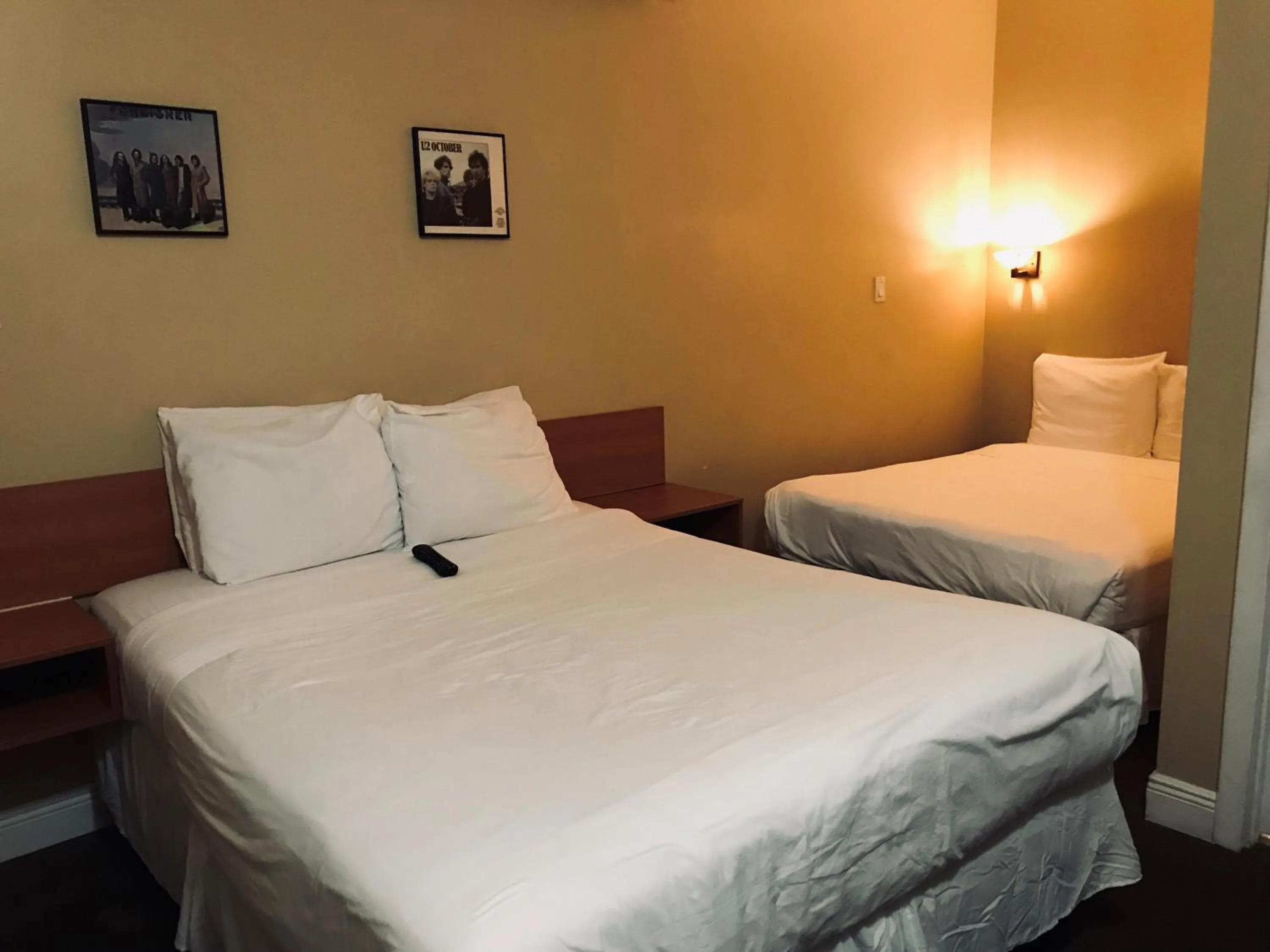 Bed in Haven Hotel - Fort Lauderdale Airport & Cruise Port
