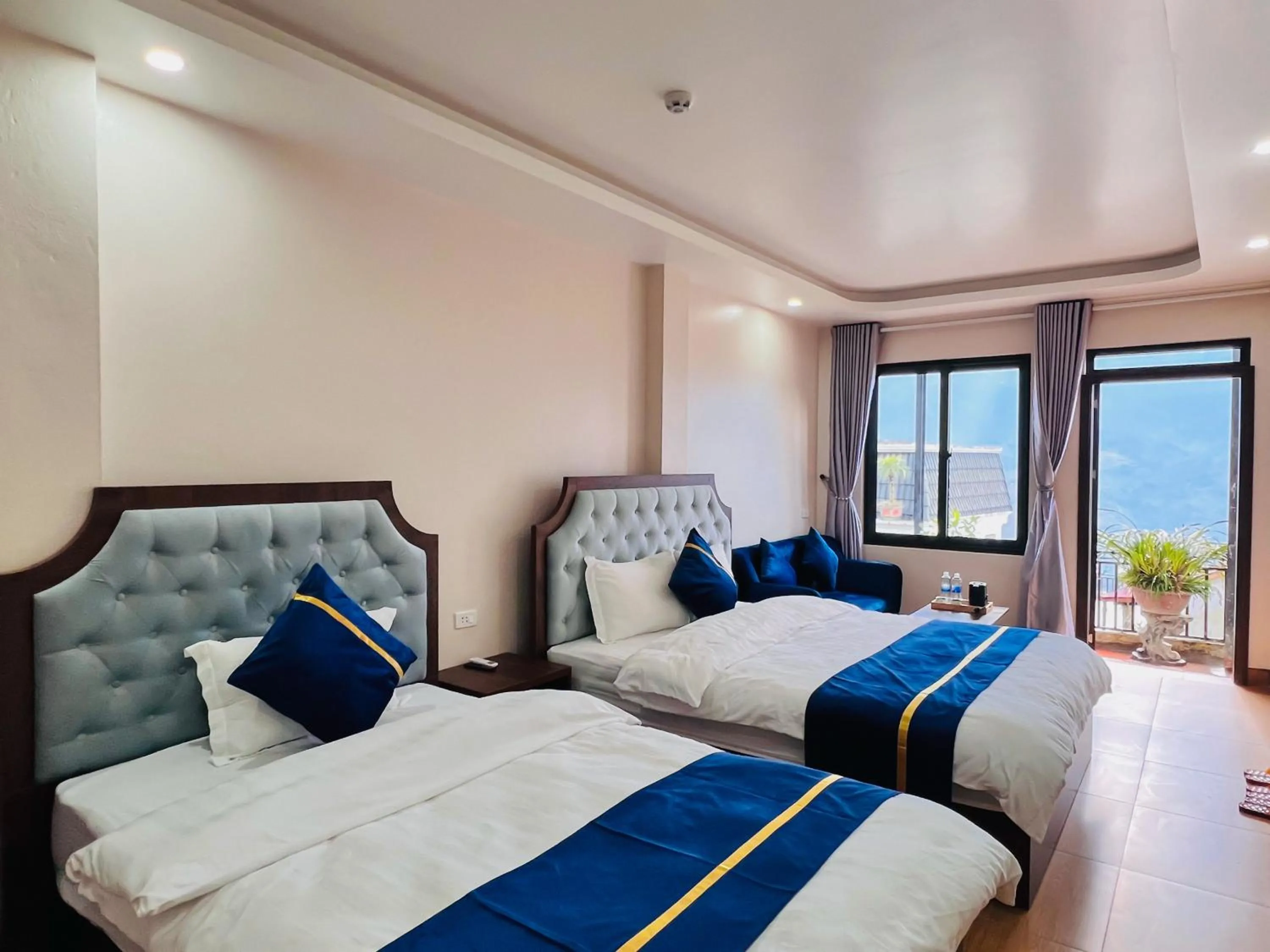 Bed in Muong Hoa View Hotel