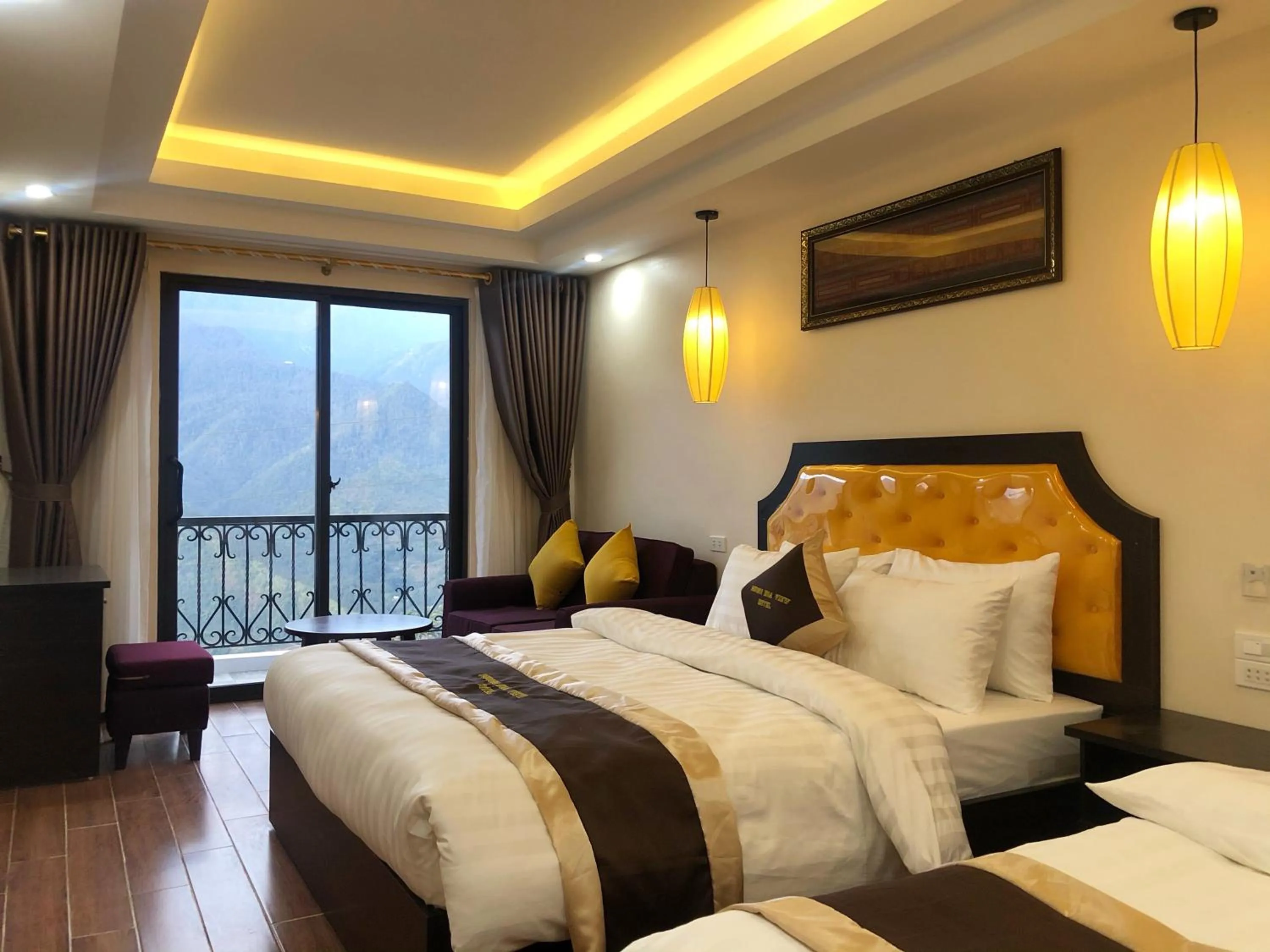 Bed in Muong Hoa View Hotel