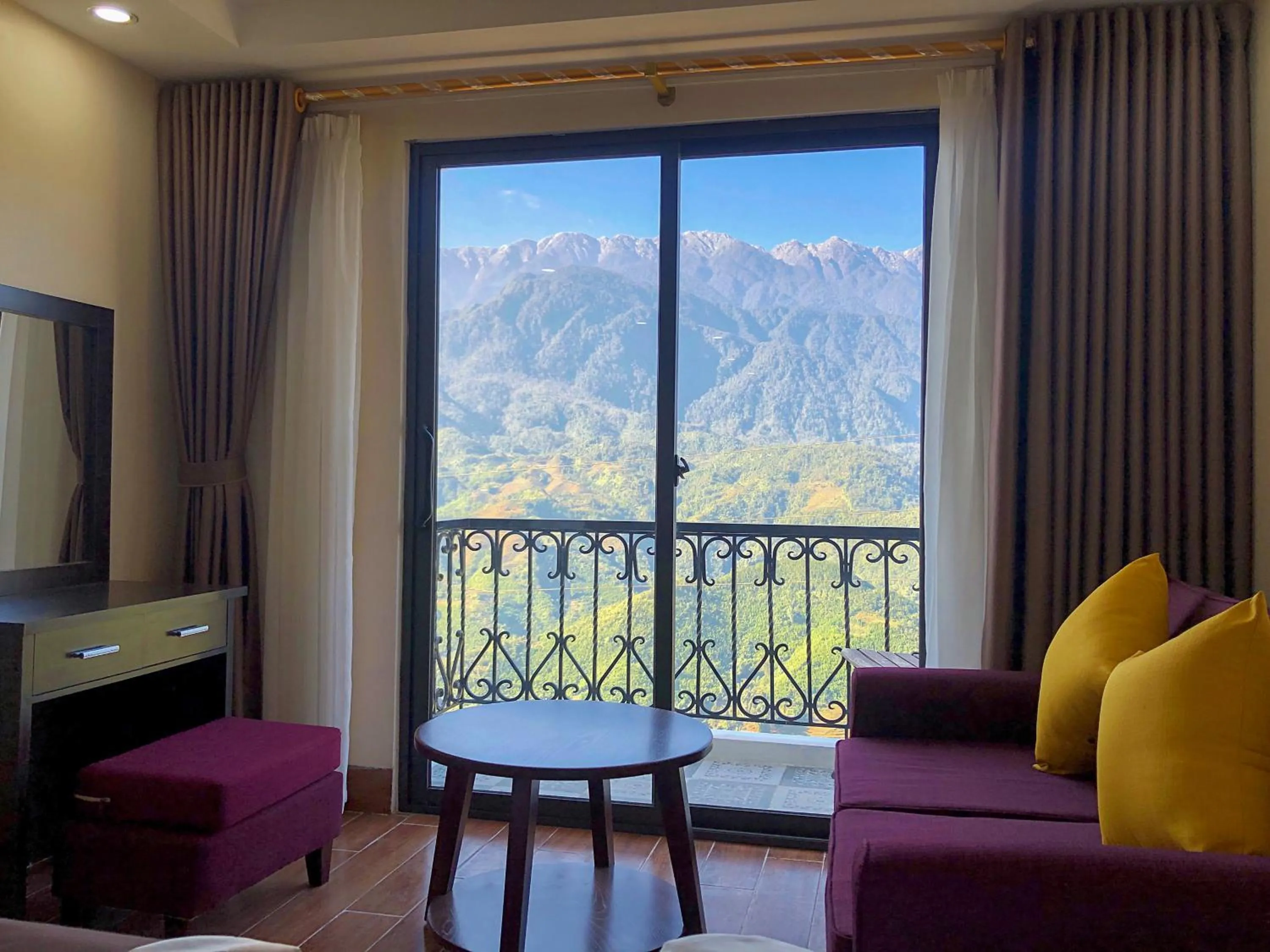 Muong Hoa View Hotel