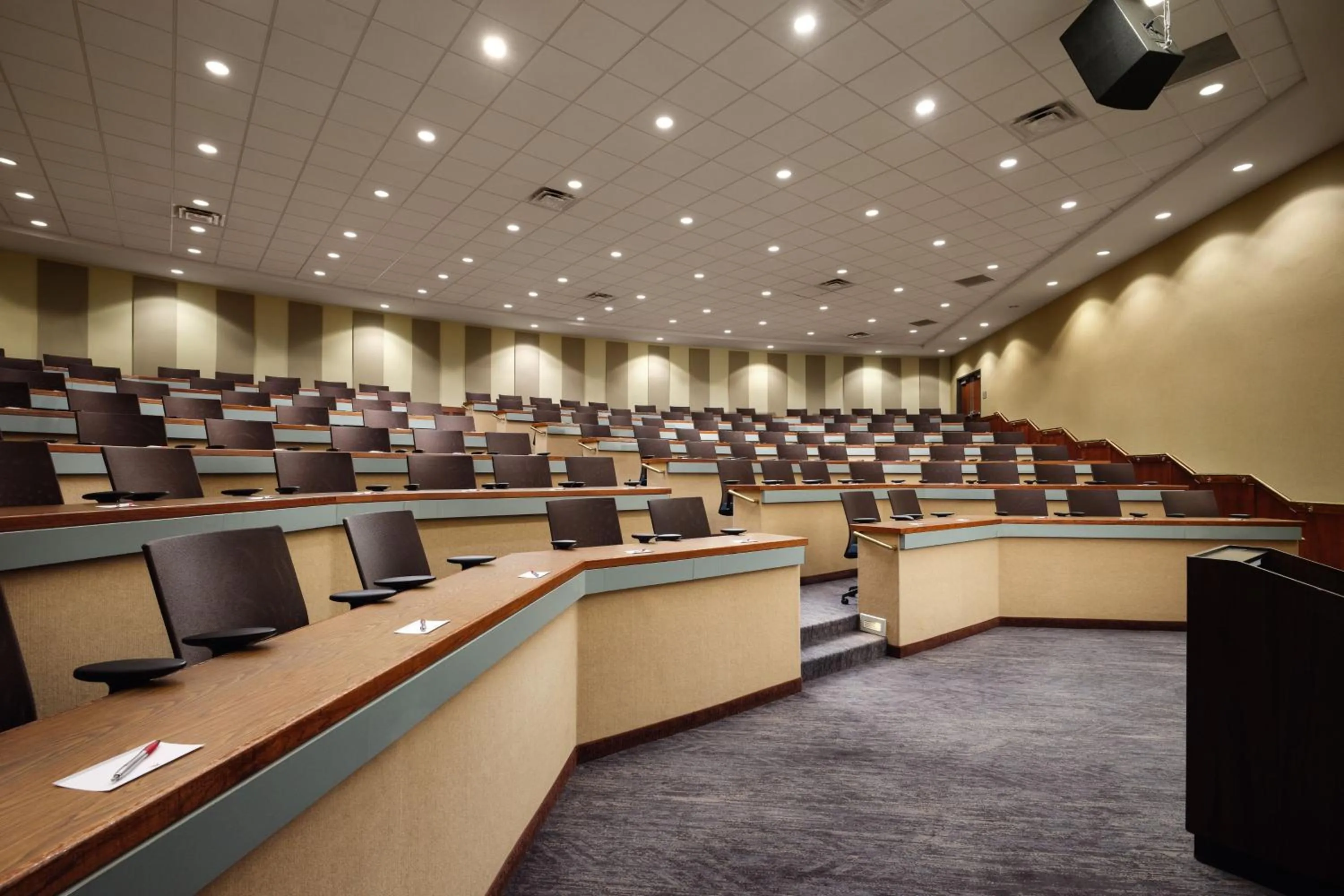 Entertainment in Minneapolis Marriott Northwest Hotel & Conference Center