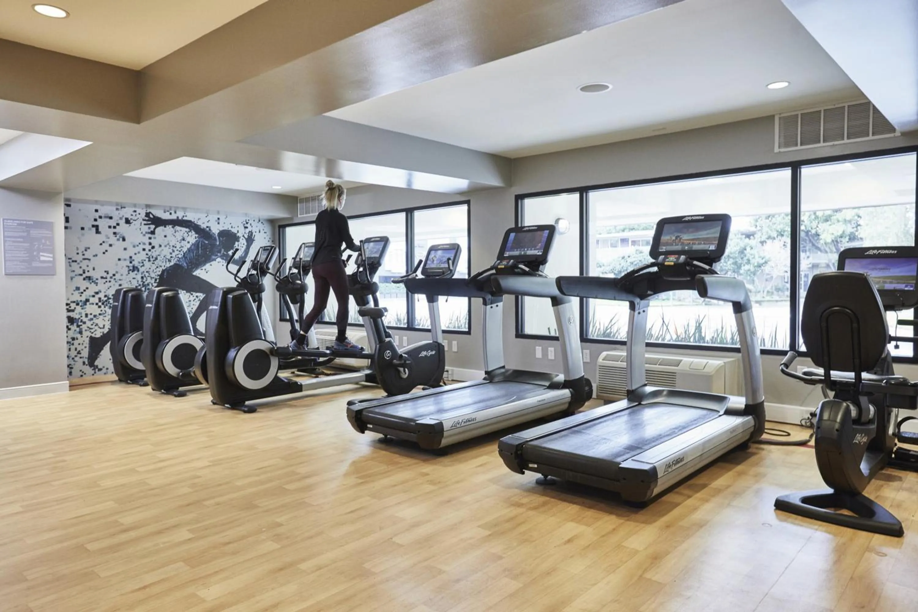 Fitness centre/facilities in Riu Plaza Fisherman's Wharf