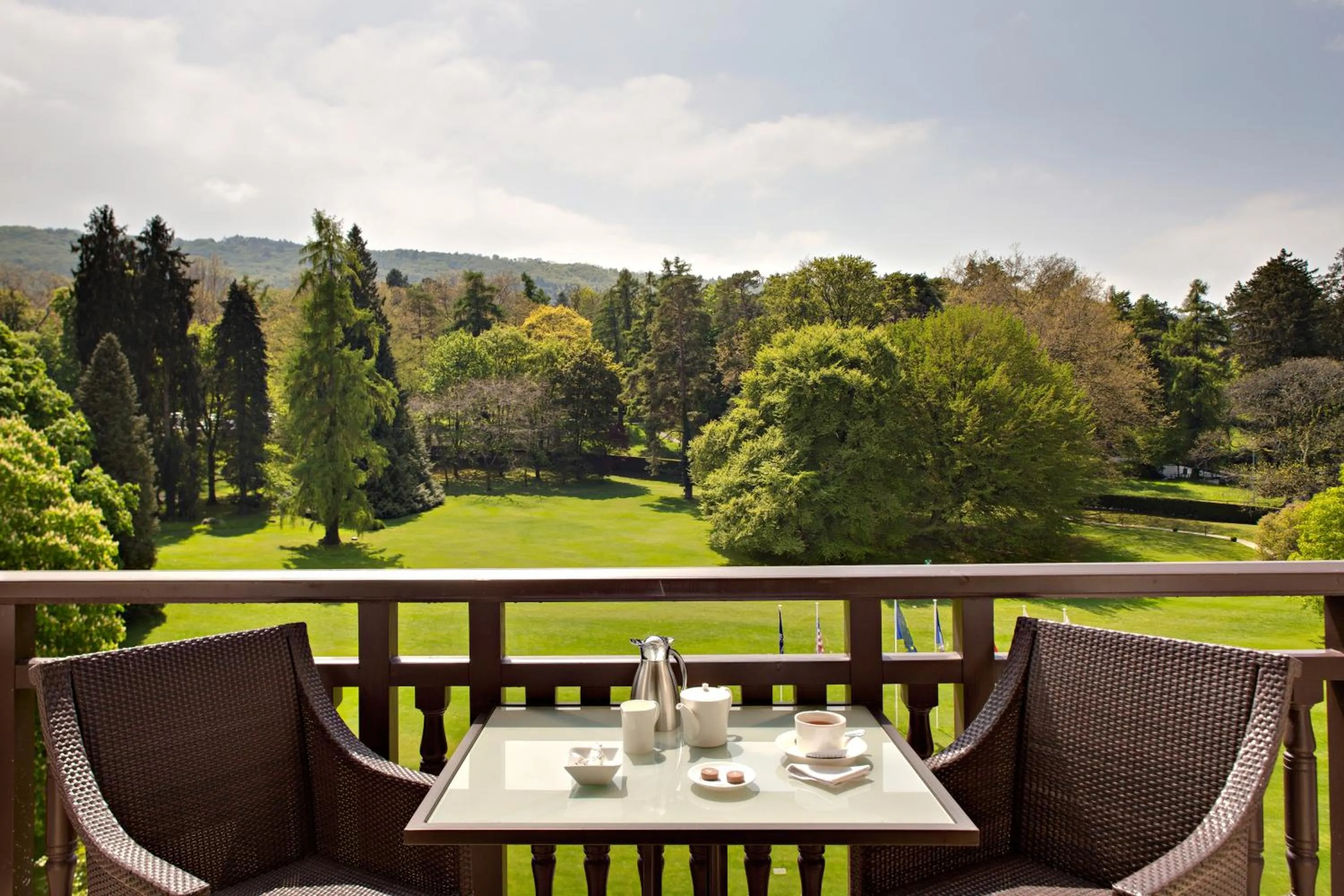 Garden view in Hôtel Royal