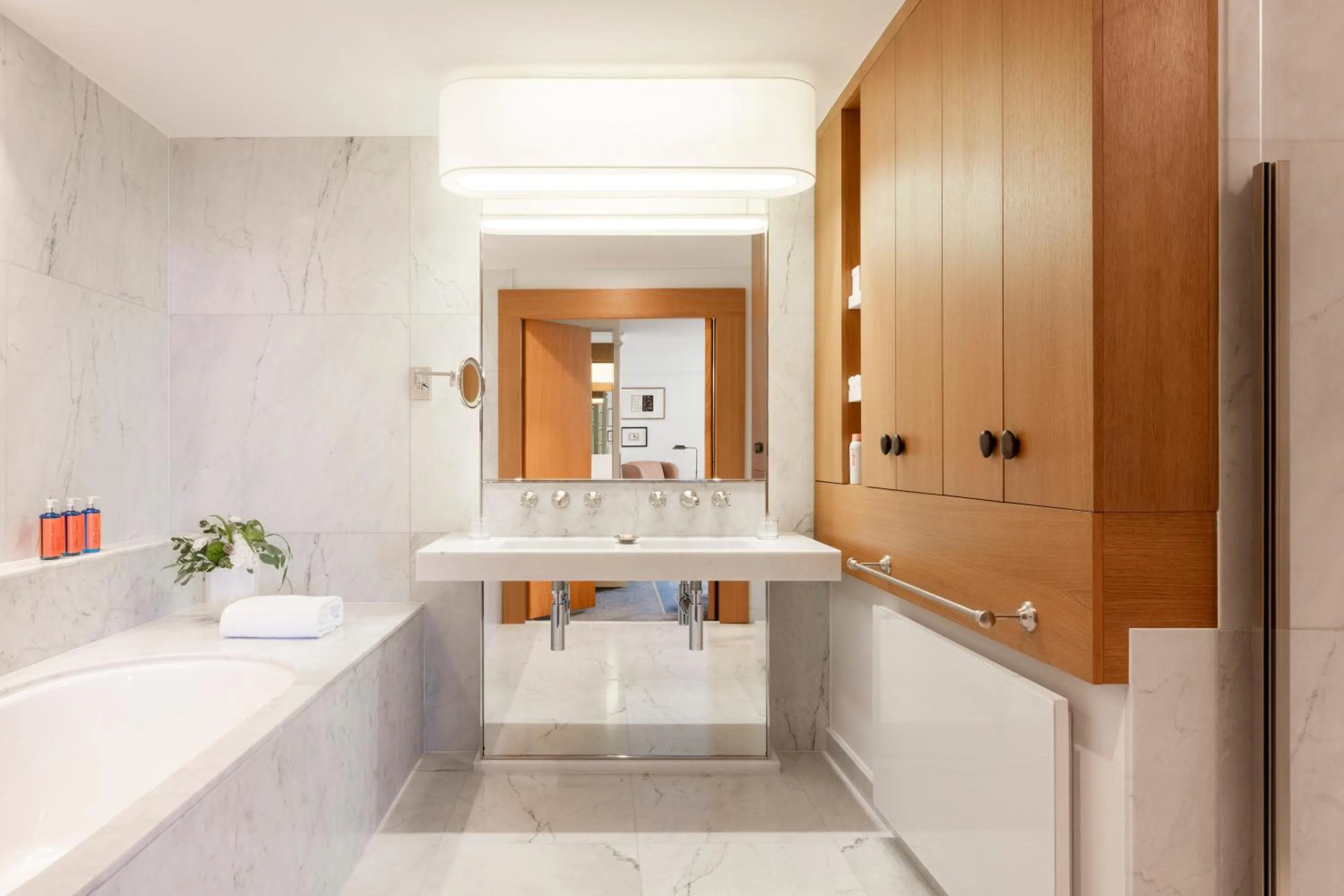 Bathroom in Hôtel Royal