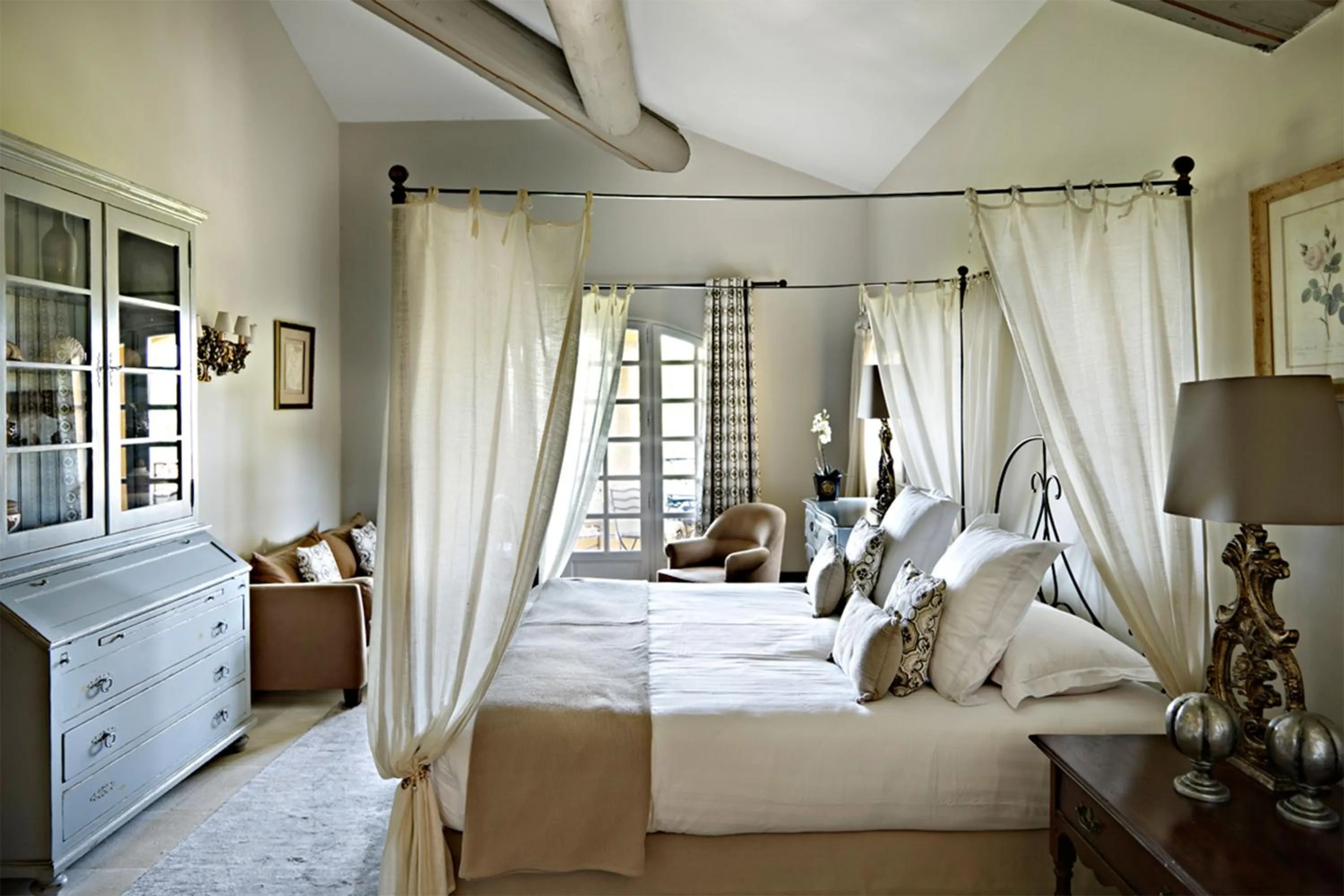 Seating area, Bed in Hôtel Villa Marie Saint Tropez