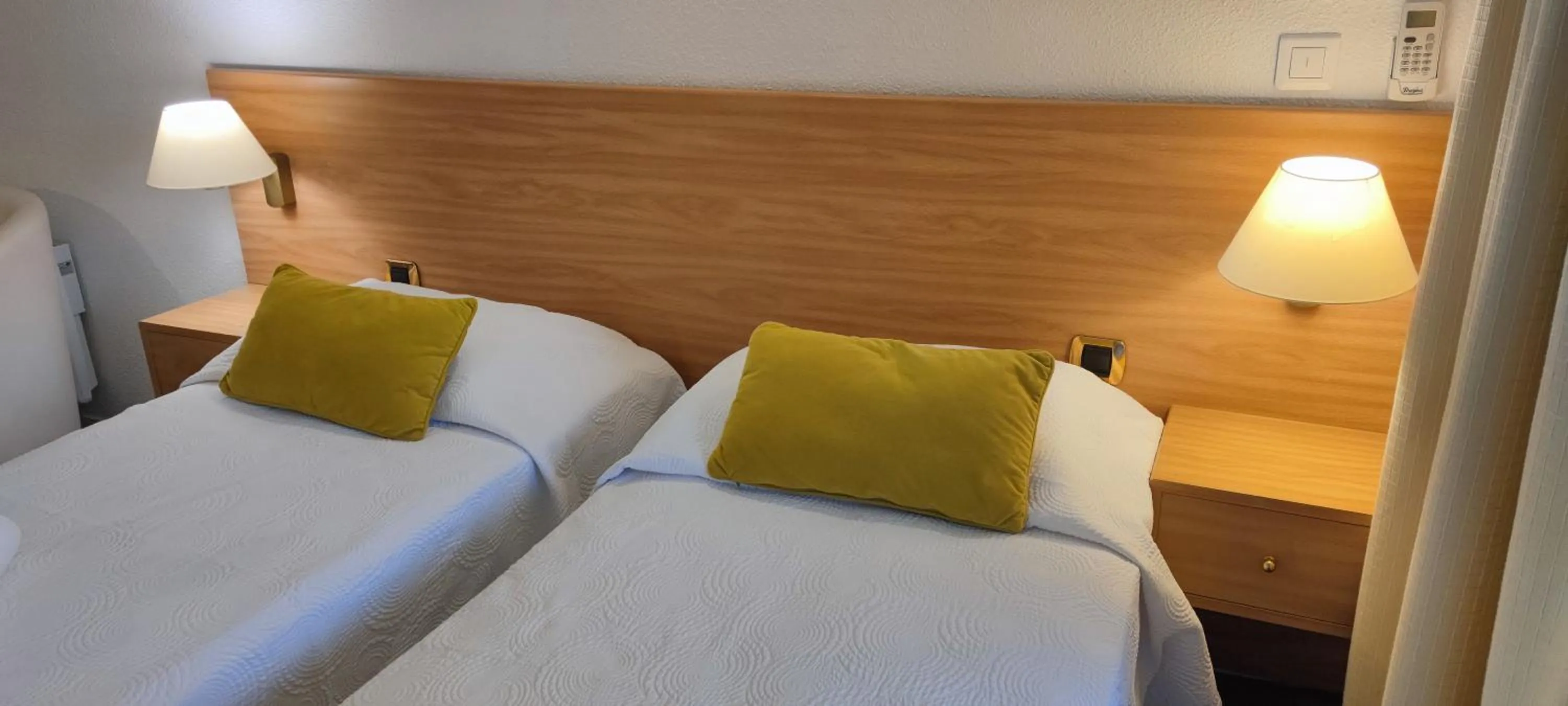 Bedroom, Bed in Hotel Résidence Anglet Biarritz-Parme