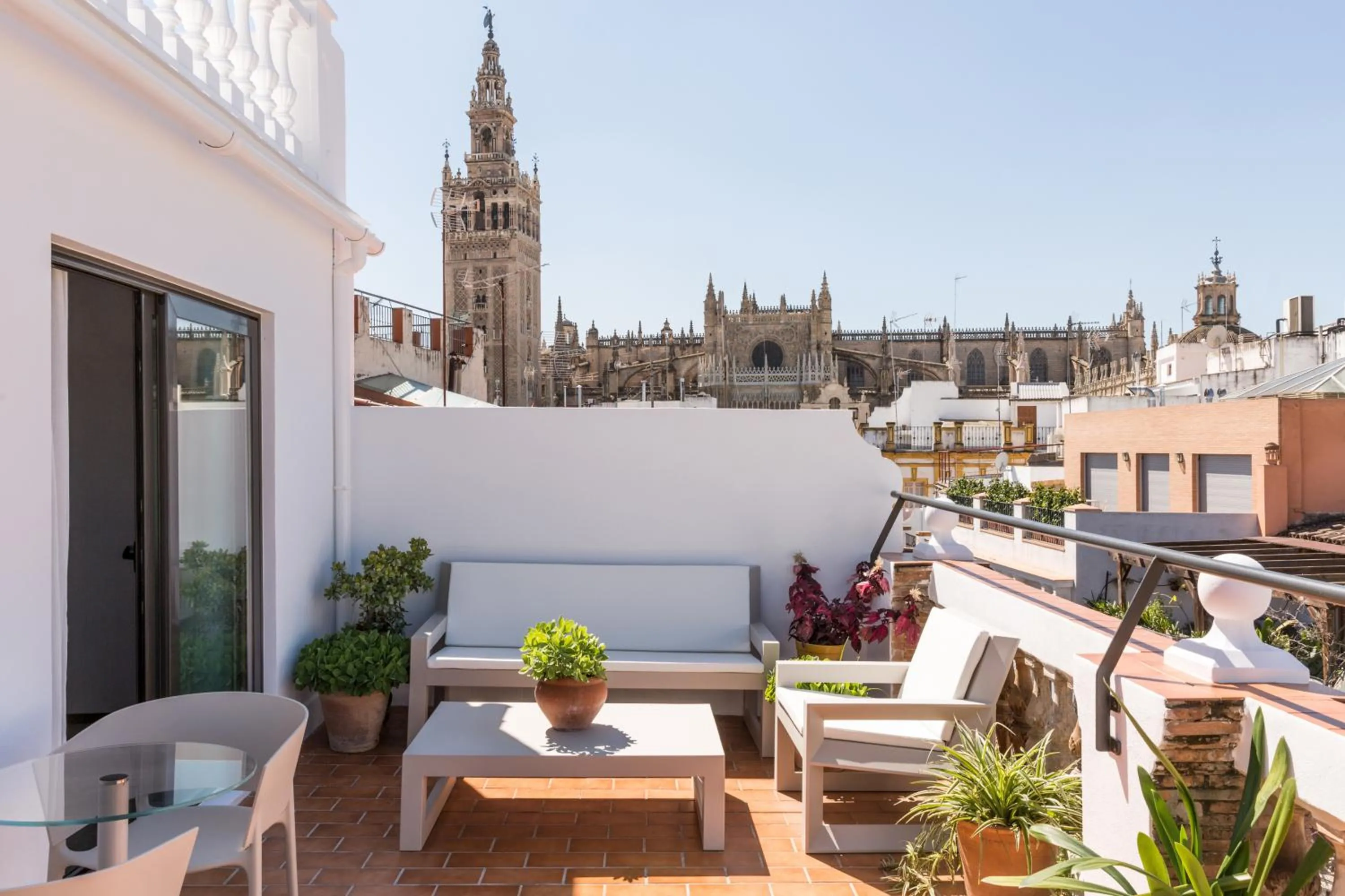 Balcony/Terrace in Puerta Catedral Holiday Suites