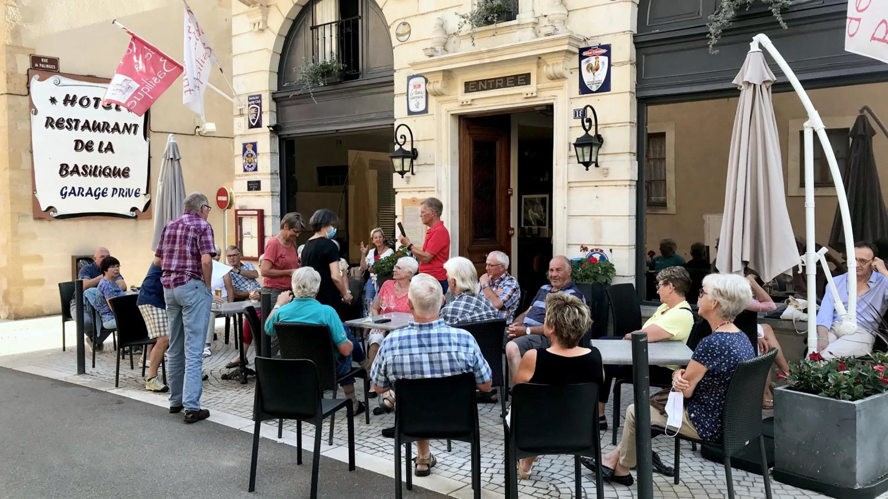 Property building in Hotel de la Basilique