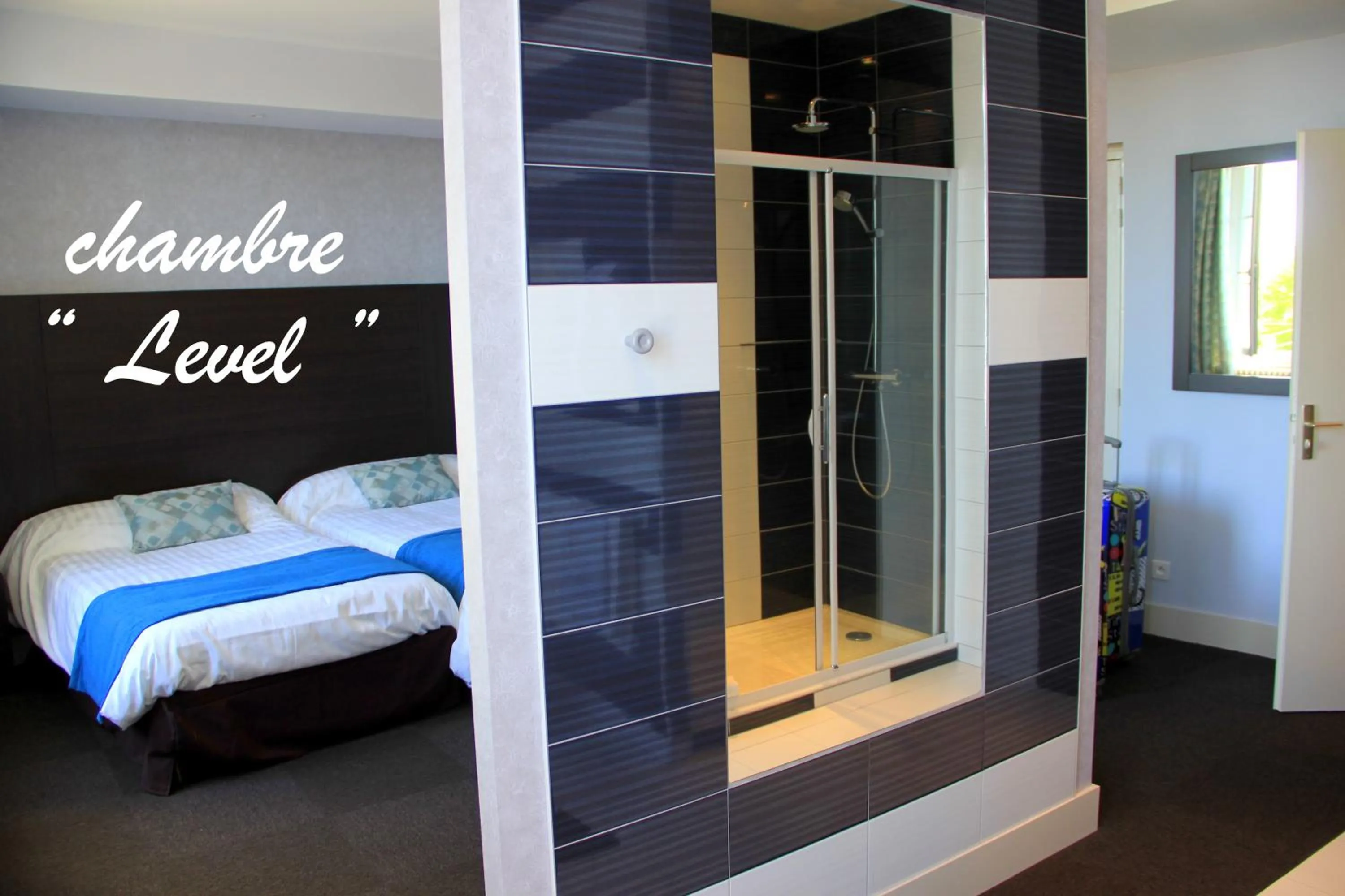 Bed in Hotel de la Basilique