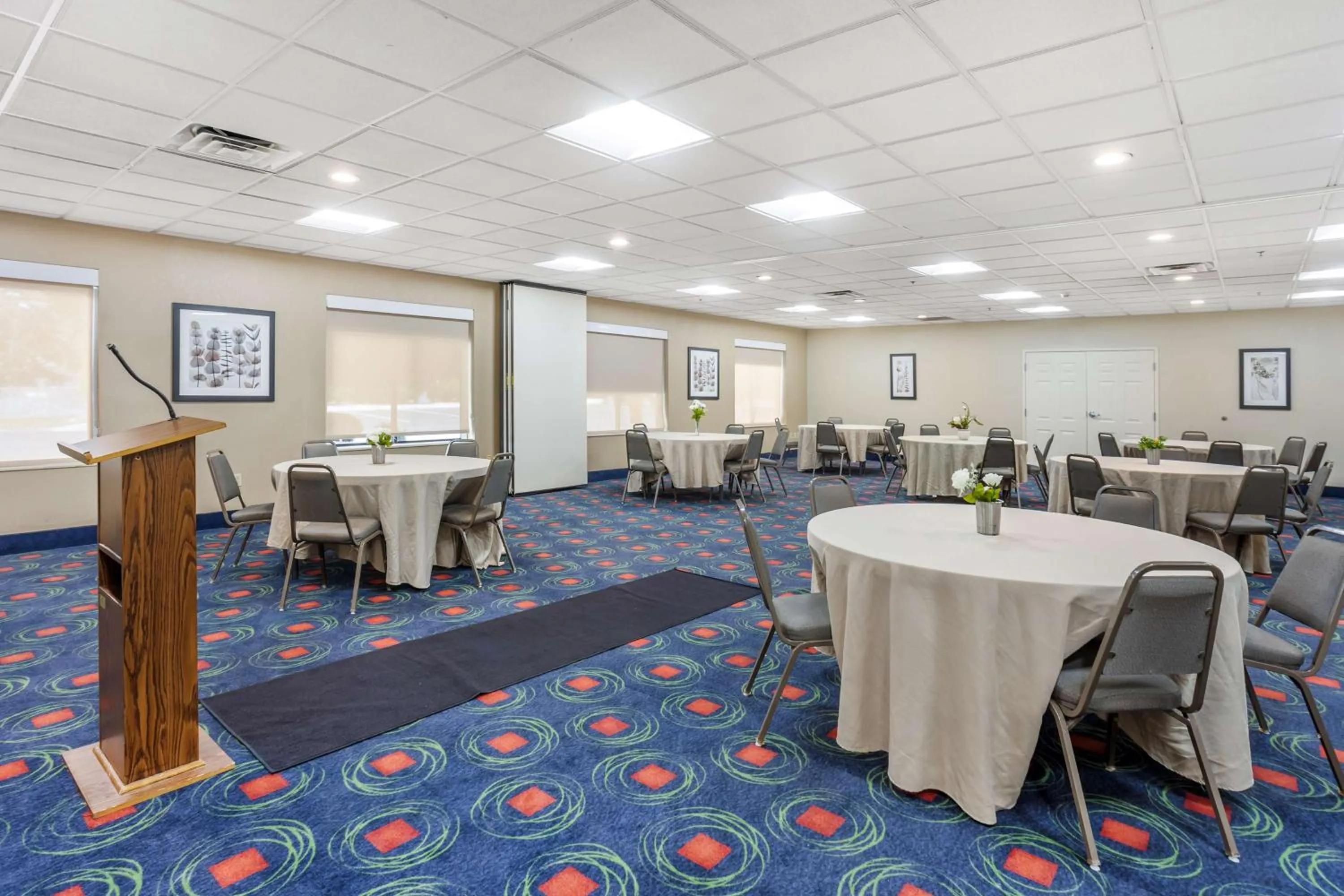 Banquet/Function facilities in Best Western Grantville Hershey