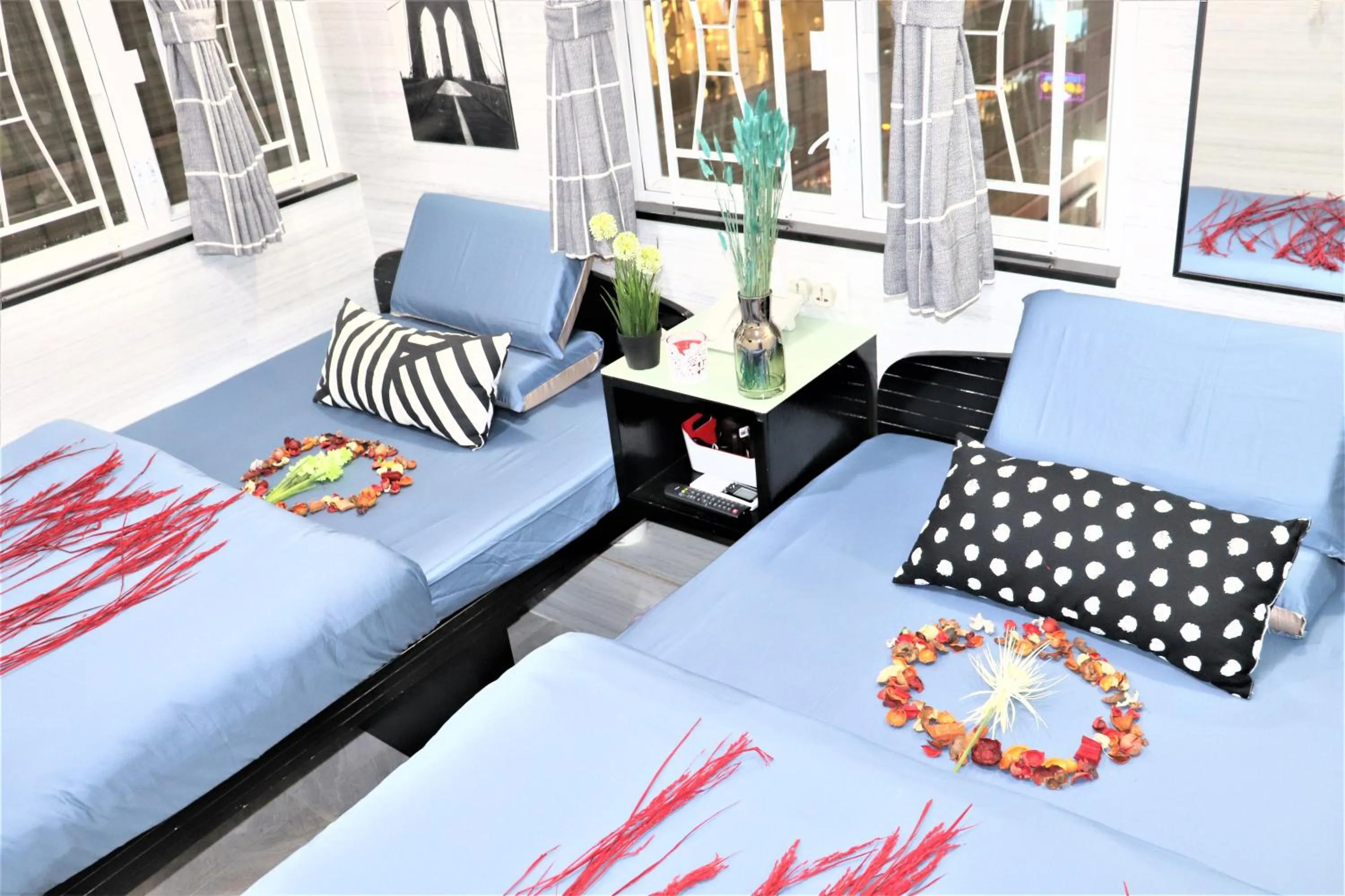 Bedroom in Metrocity Lounge