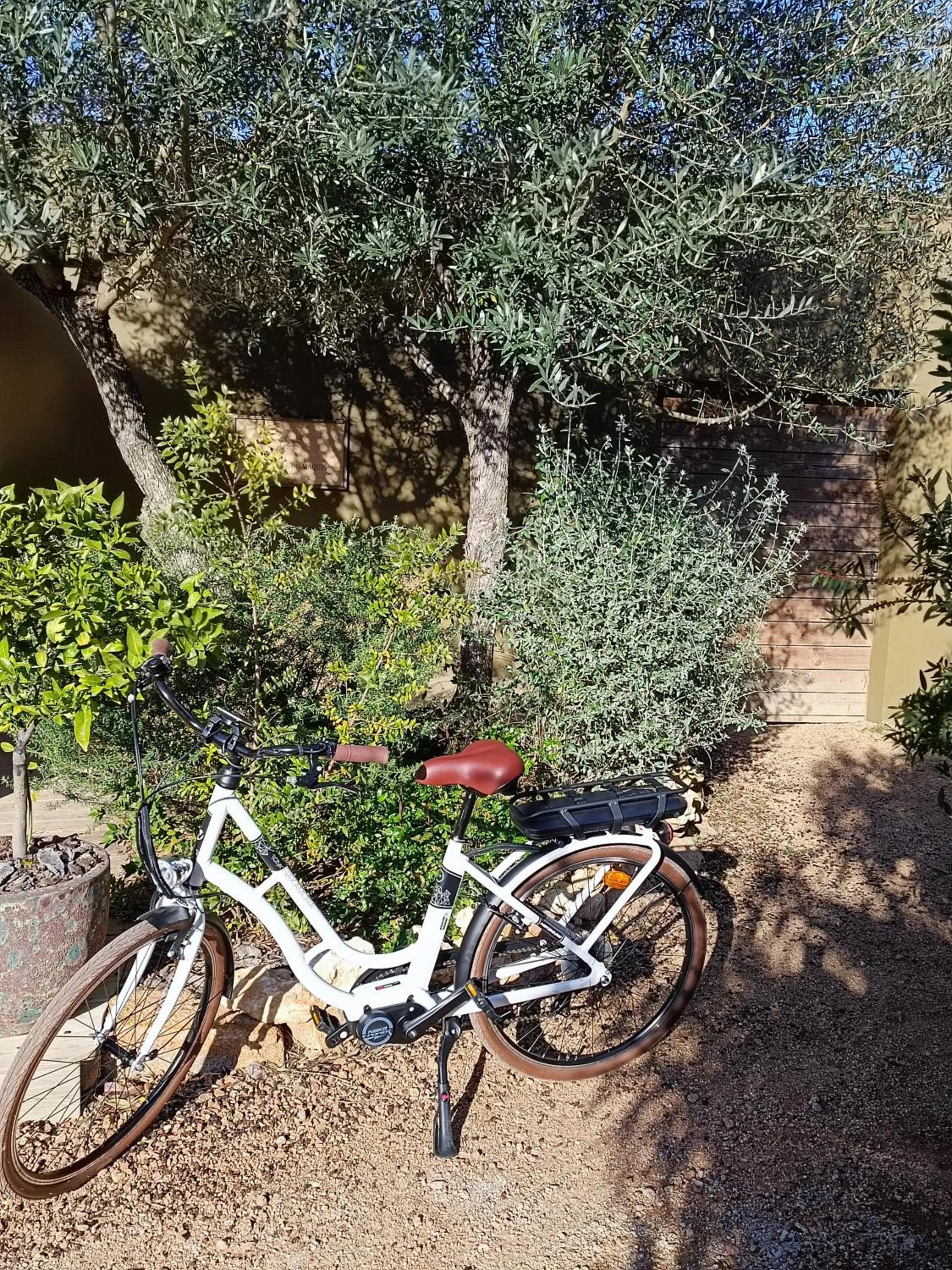 Hôtel Les Suites Du Maquis