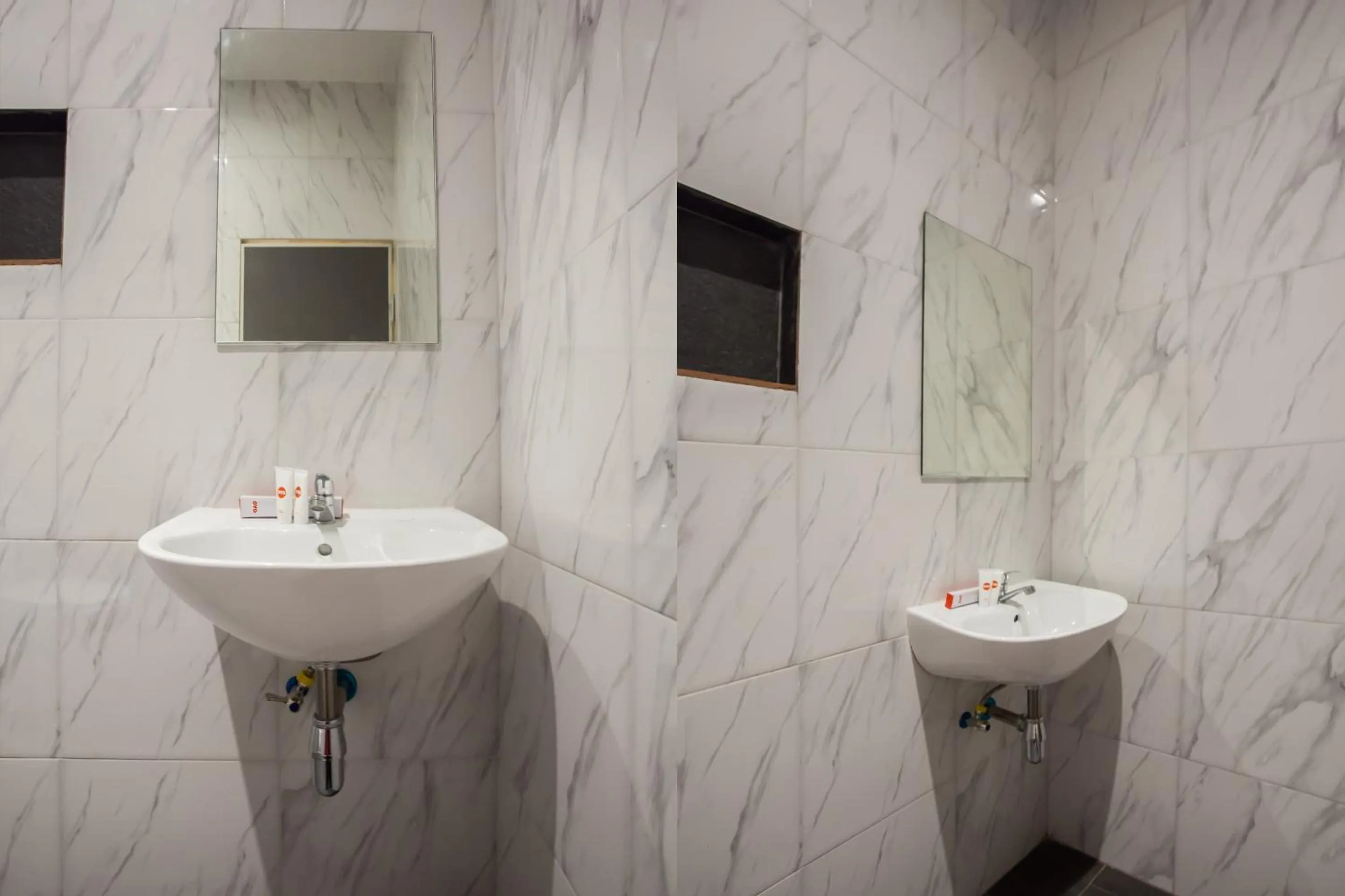 Bathroom in Hotel O Mono Guest House