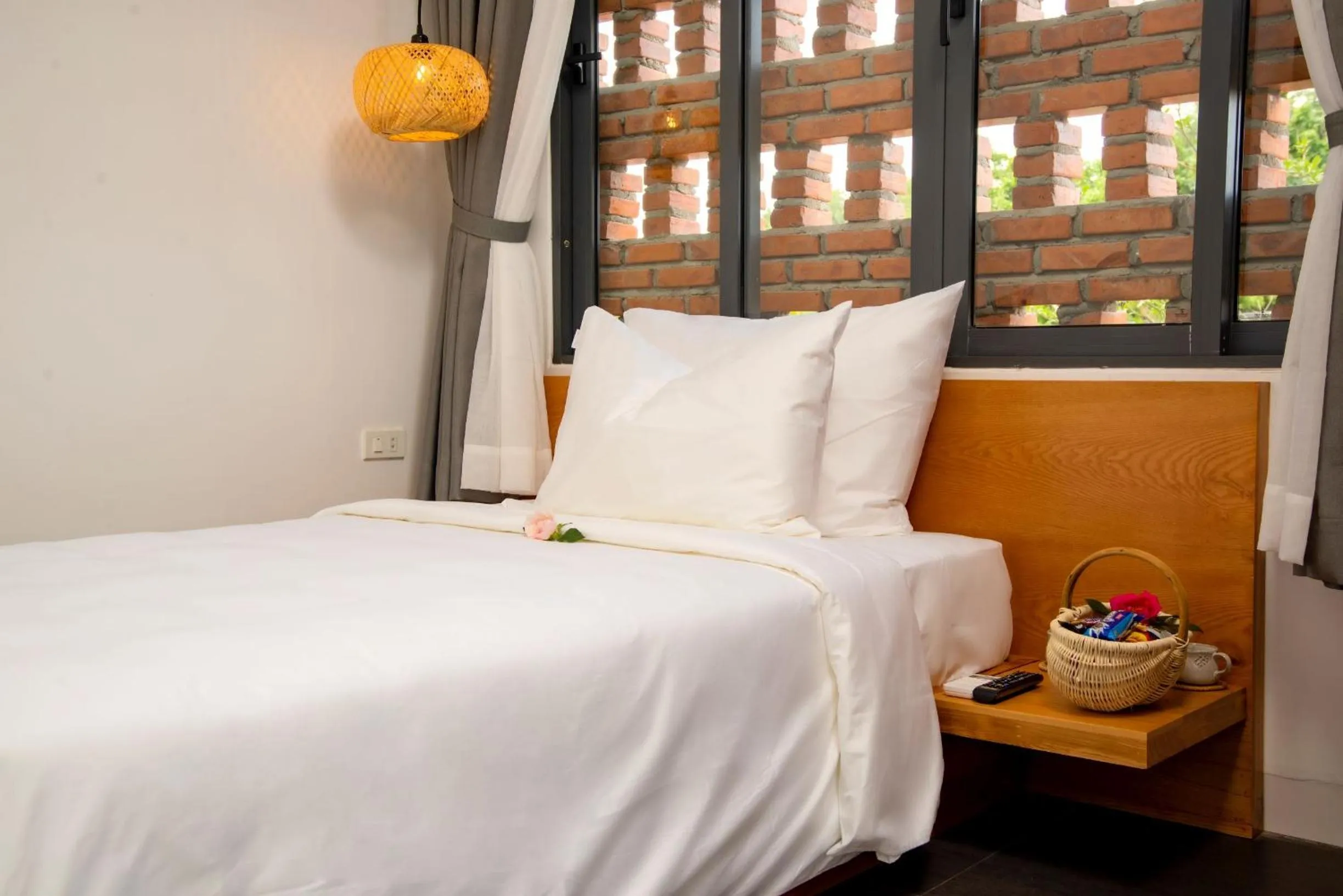 Bed in The 1993 Homestay