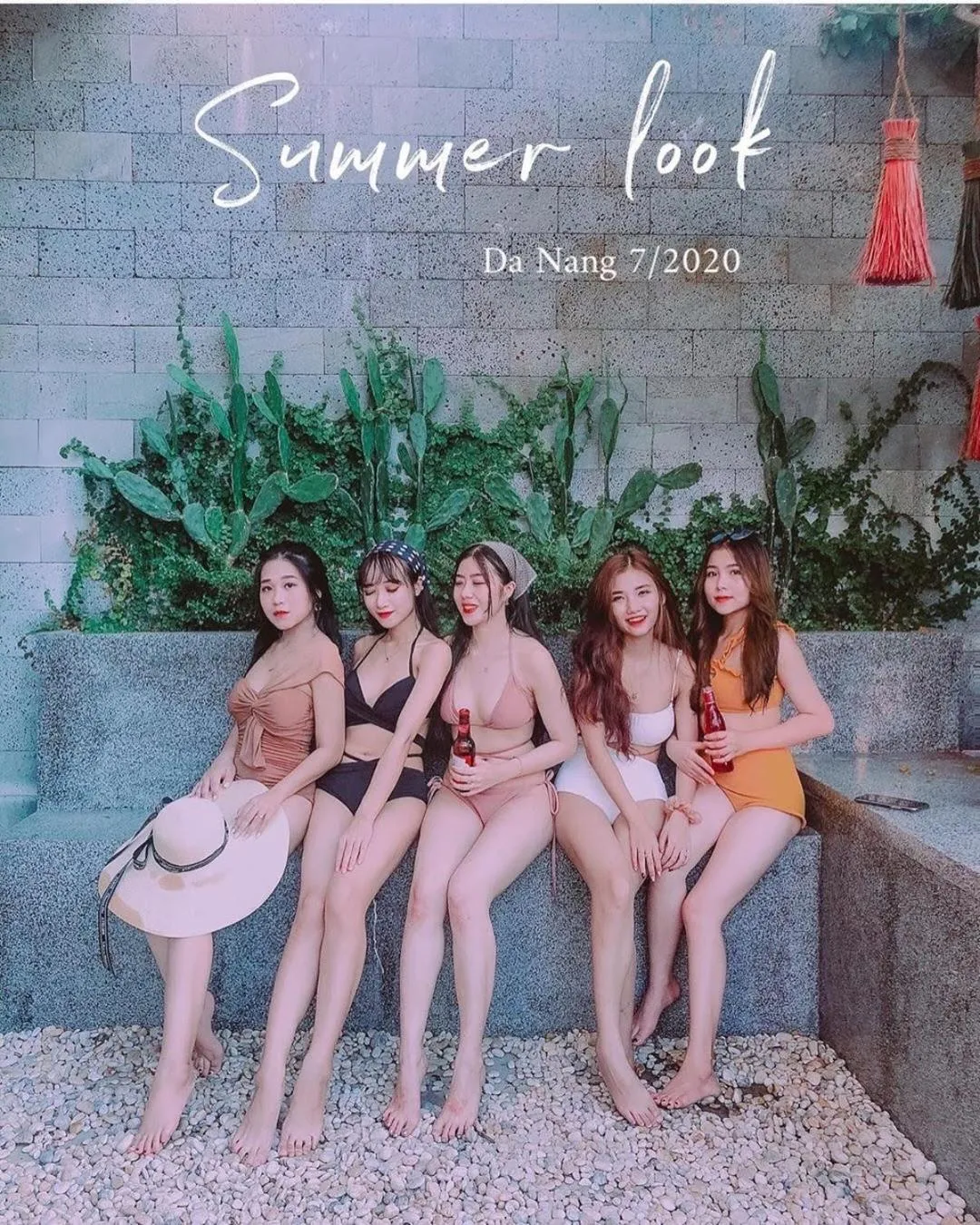 Swimming pool in The 1993 Homestay