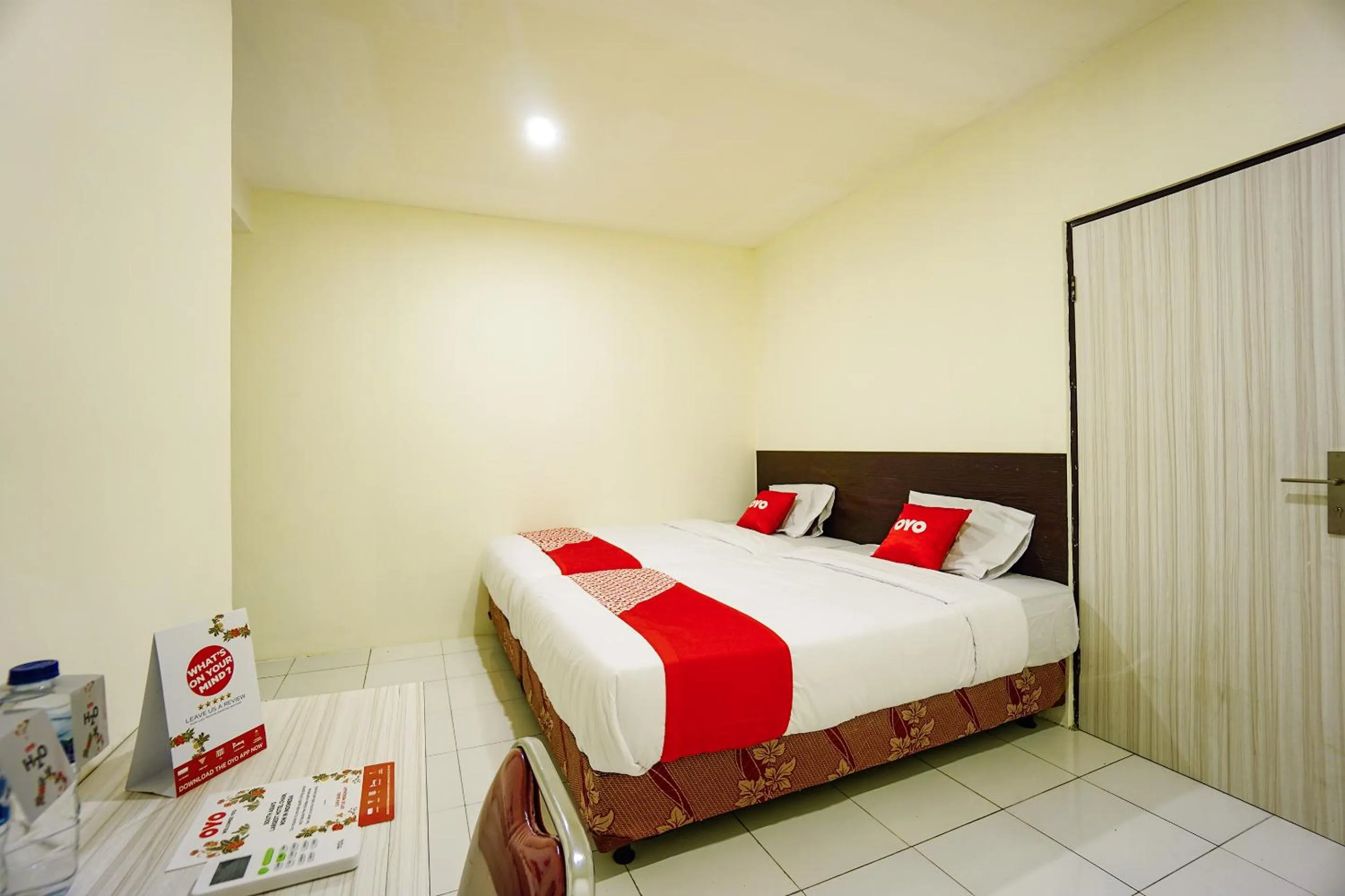 Delxue Twin Room in Super OYO 1838 COZY Home